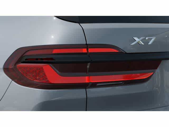 Thumbnail: 2026 BMW X7 - 8
