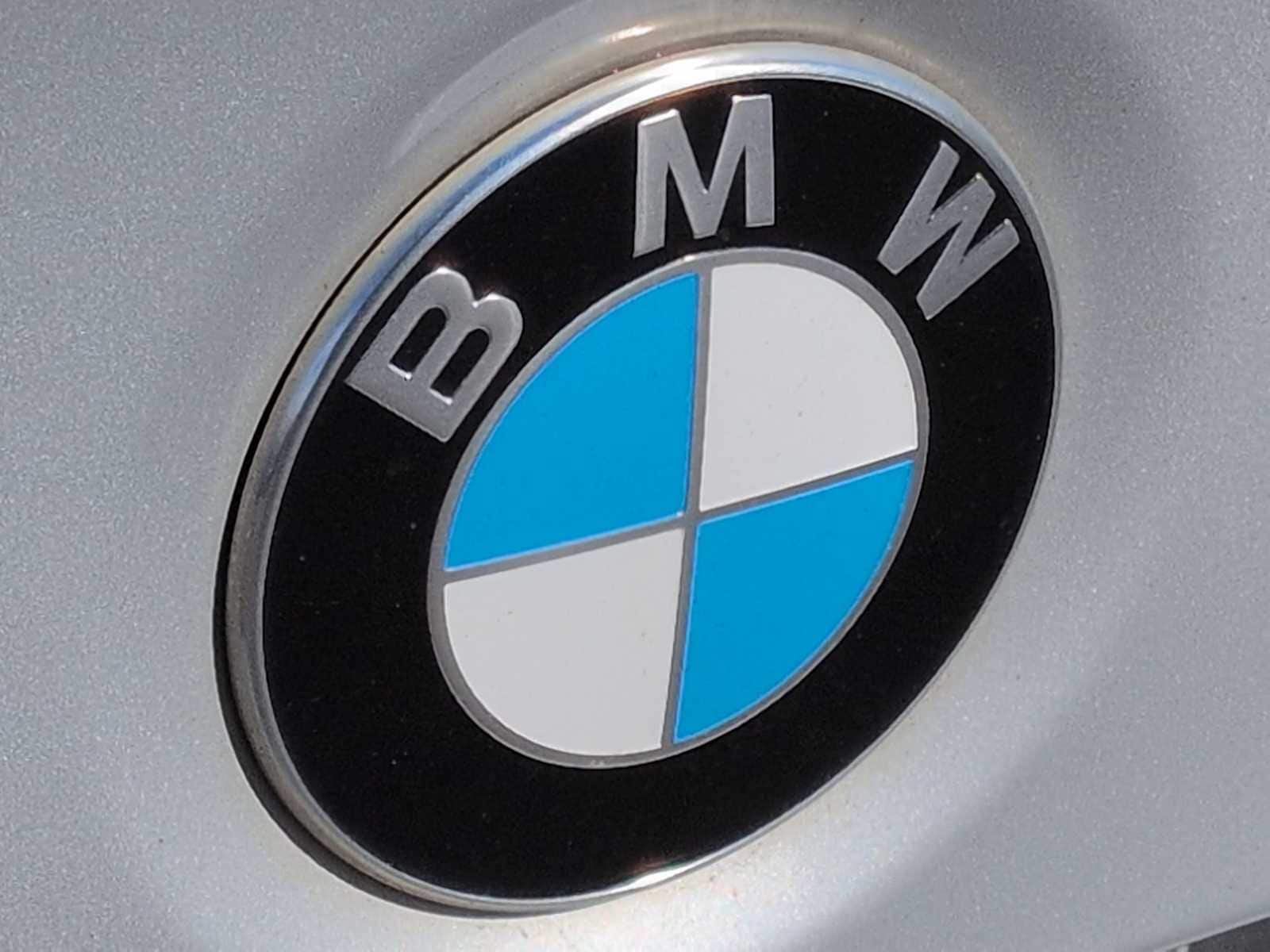 Thumbnail: 2018 BMW 3 Series - 12