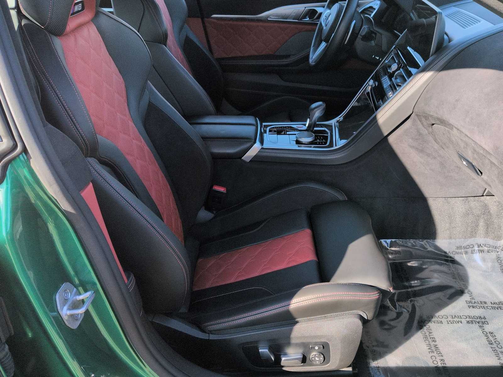 Thumbnail: 2023 BMW M8 - 22