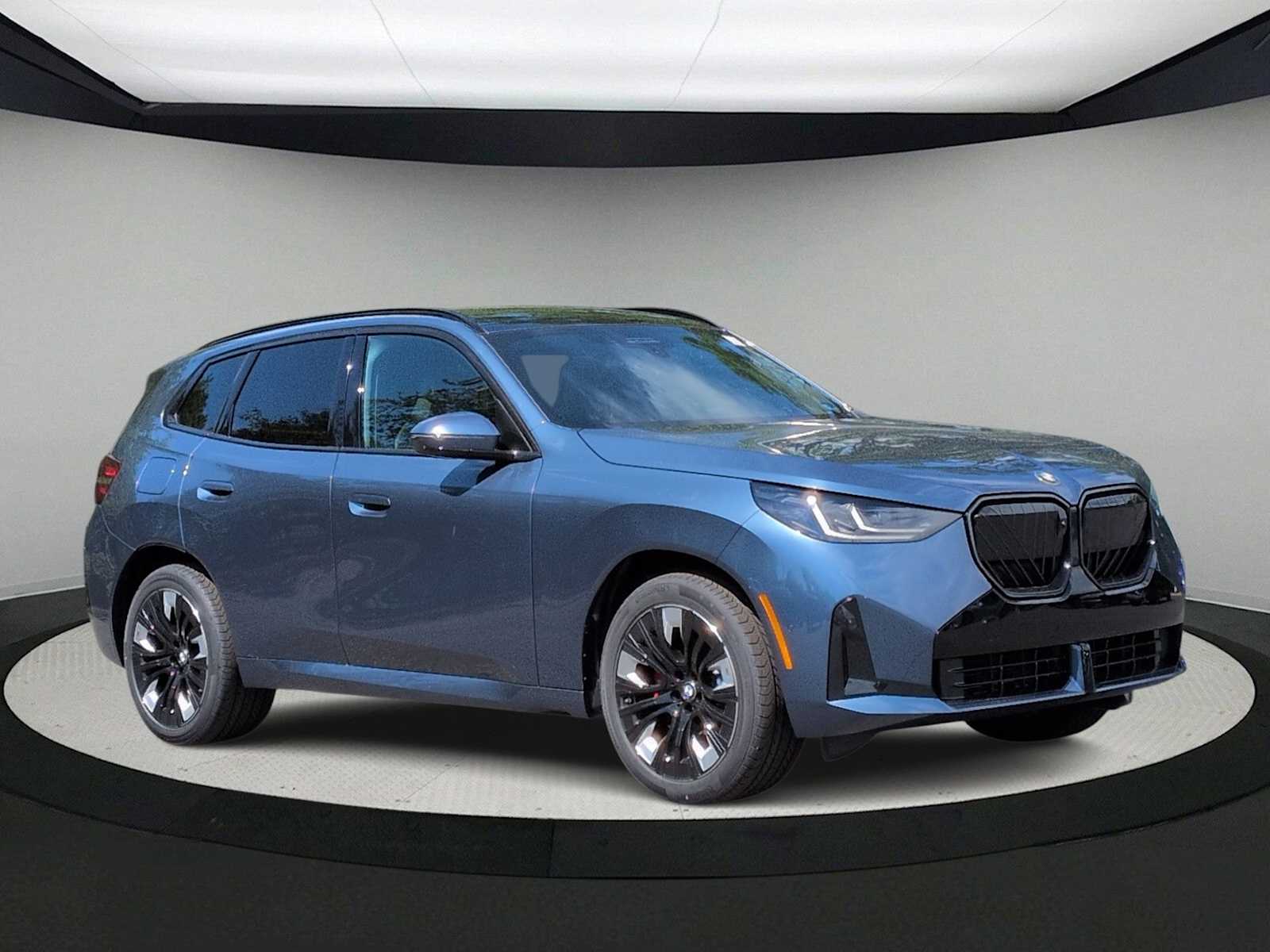 Thumbnail: 2026 BMW X3 - 2