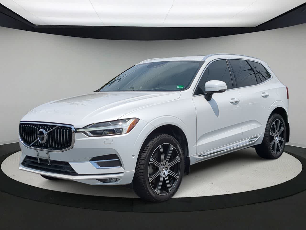 Thumbnail: 2019 Volvo XC60 - 4