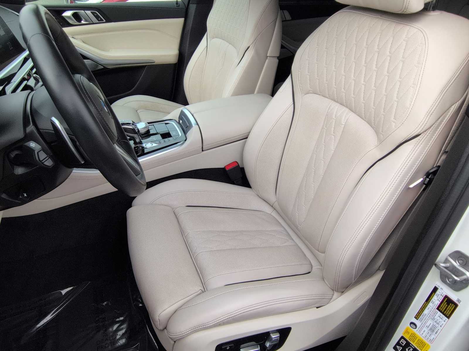 Thumbnail: 2023 BMW X5 - 16