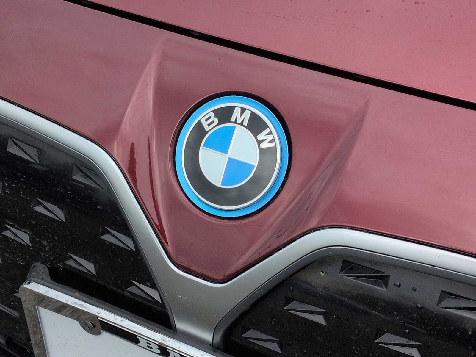 Thumbnail: 2023 BMW i4 - 12