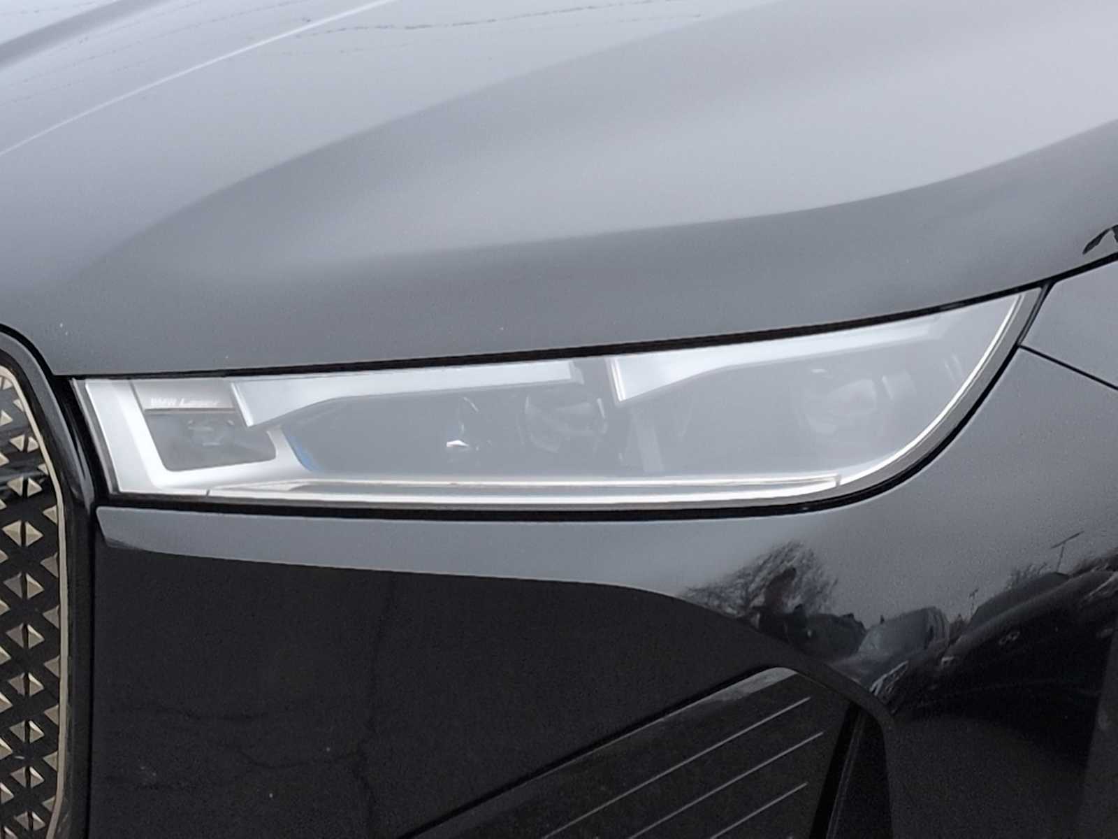 Thumbnail: 2023 BMW iX - 11