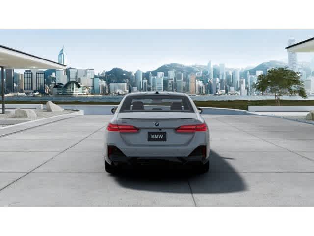 Thumbnail: 2026 BMW 5 Series - 5
