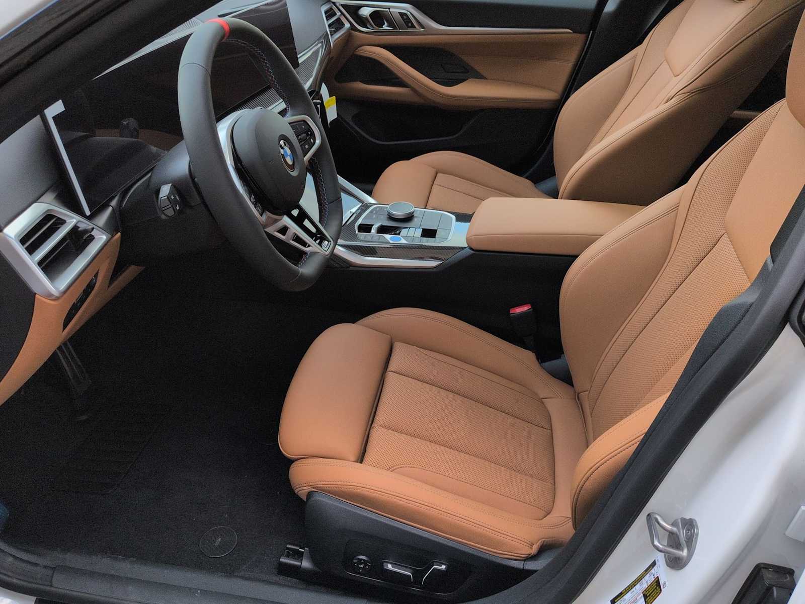 Thumbnail: 2026 BMW i4 - 17