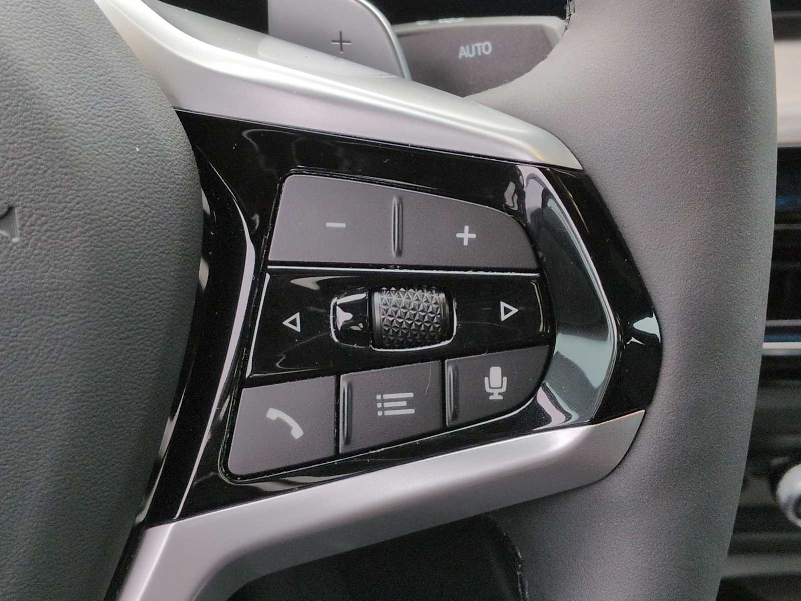 Thumbnail: 2026 BMW 3 Series - 25