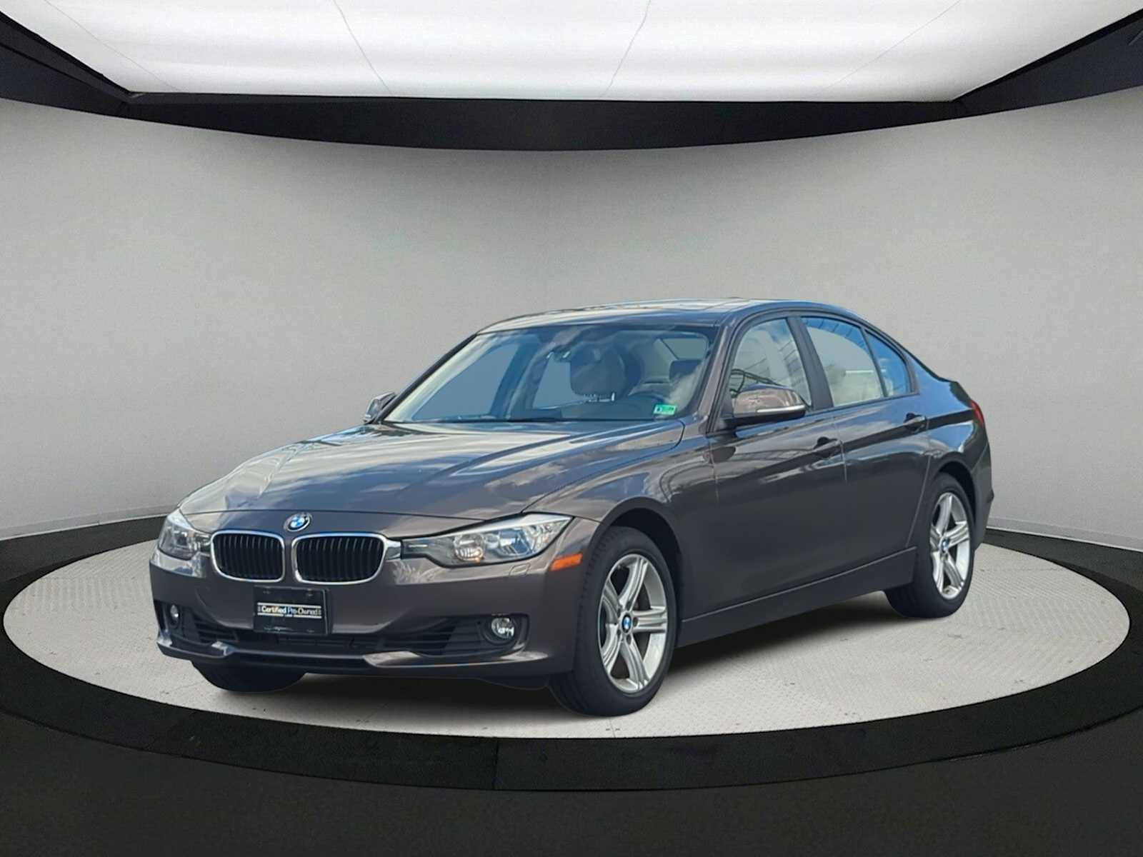 Thumbnail: 2015 BMW 3 Series - 4