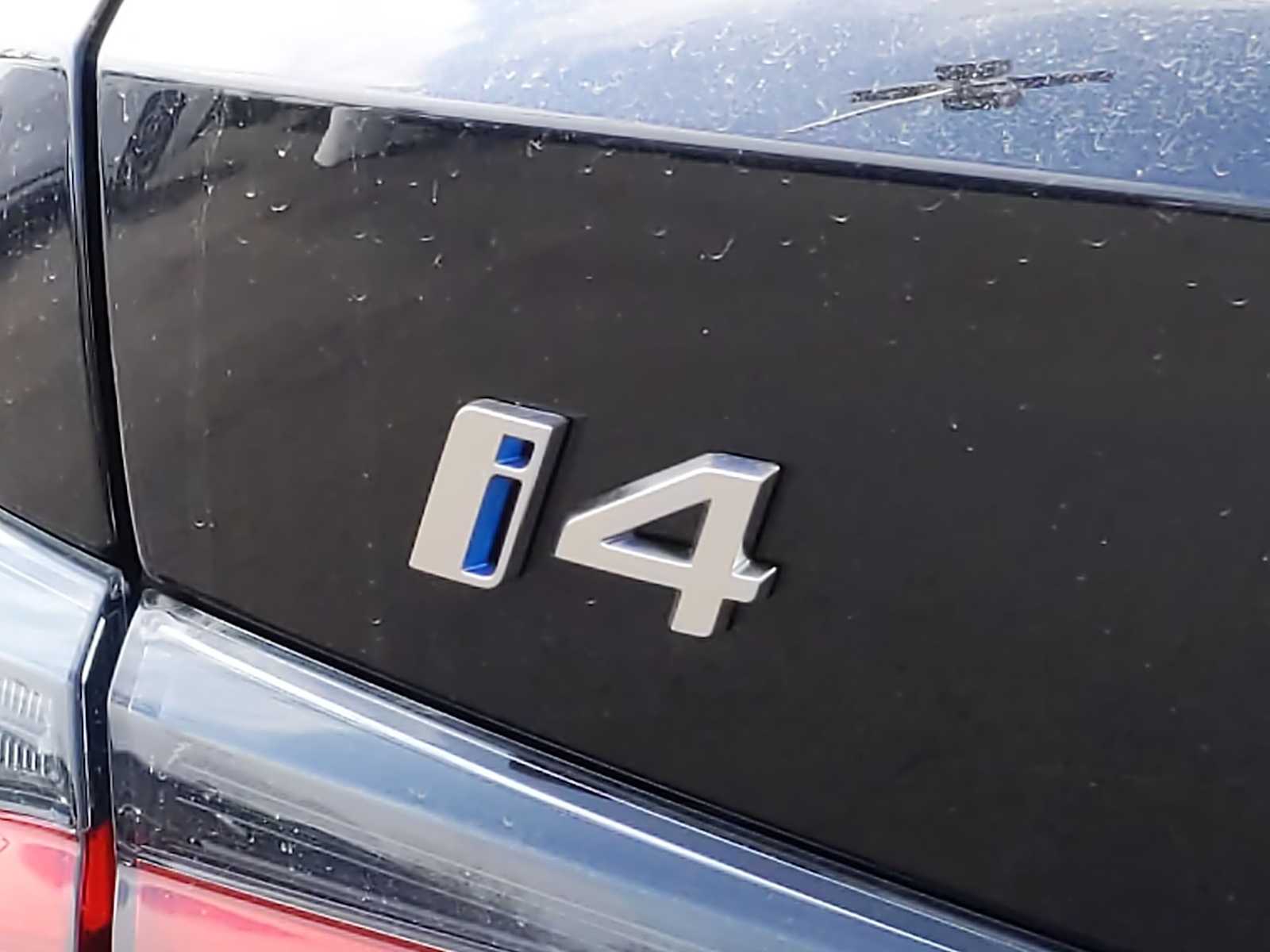 Thumbnail: 2025 BMW i4 - 12