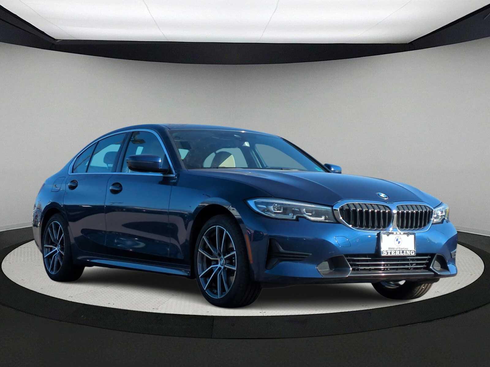 Thumbnail: 2022 BMW 3 Series - 2