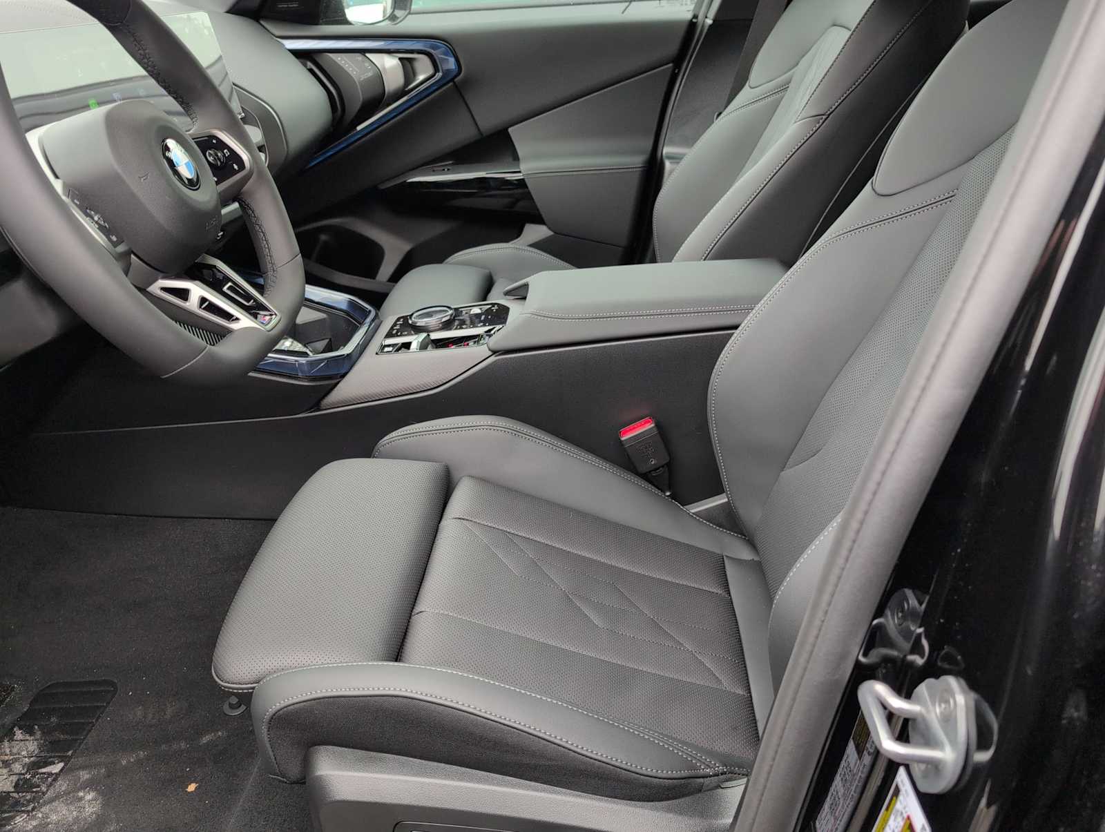 Thumbnail: 2026 BMW X3 - 16