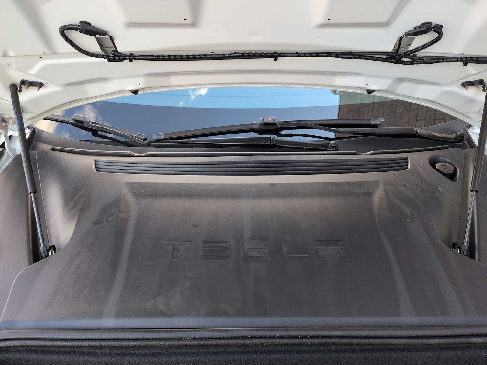 Thumbnail: 2020 Tesla Model S - 15