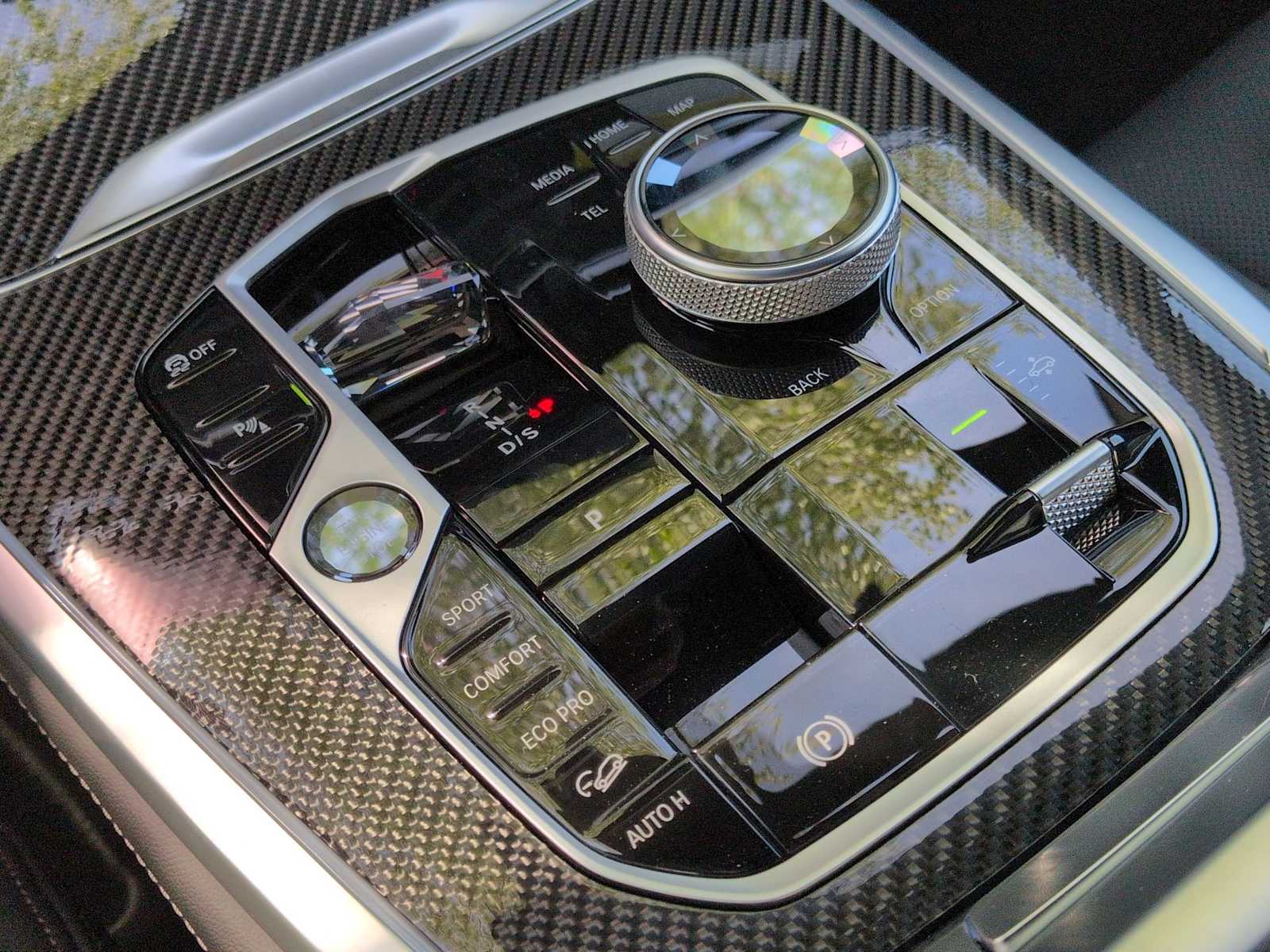 Thumbnail: 2027 BMW X7 - 35