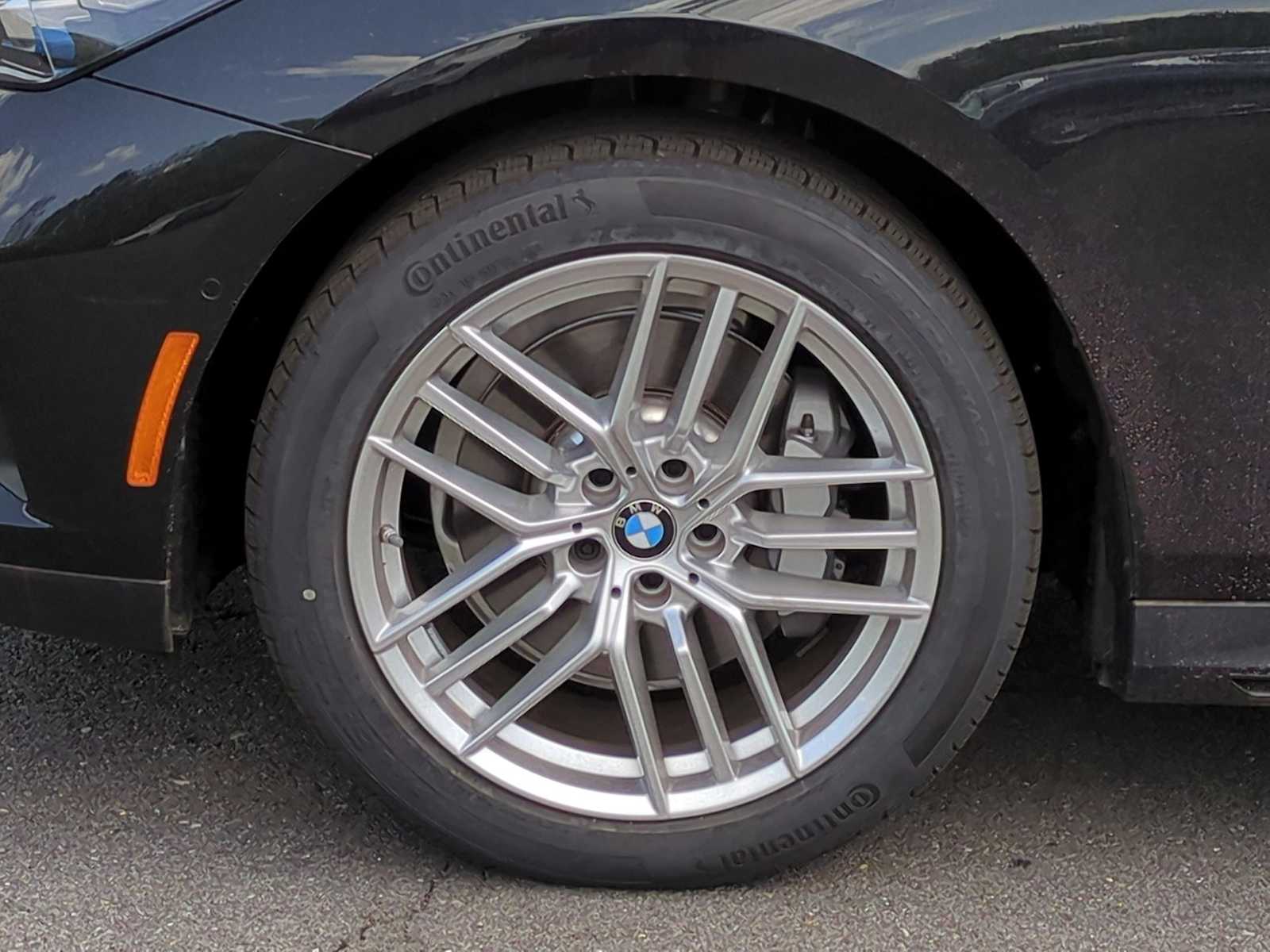 Thumbnail: 2025 BMW 5 Series - 13