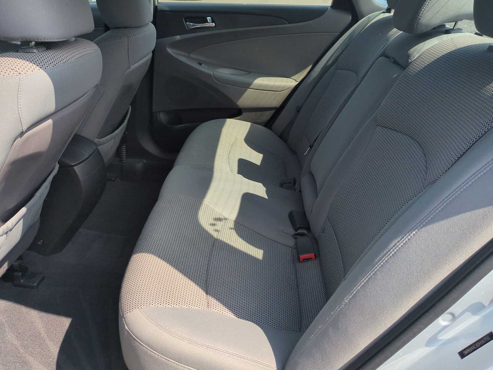 2013 Hyundai Sonata GLS 11