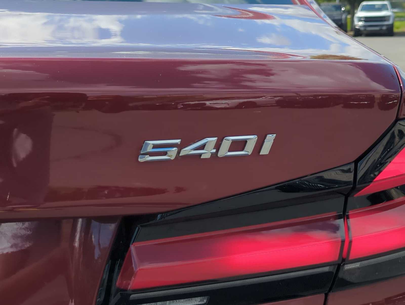 Thumbnail: 2023 BMW 5 Series - 12