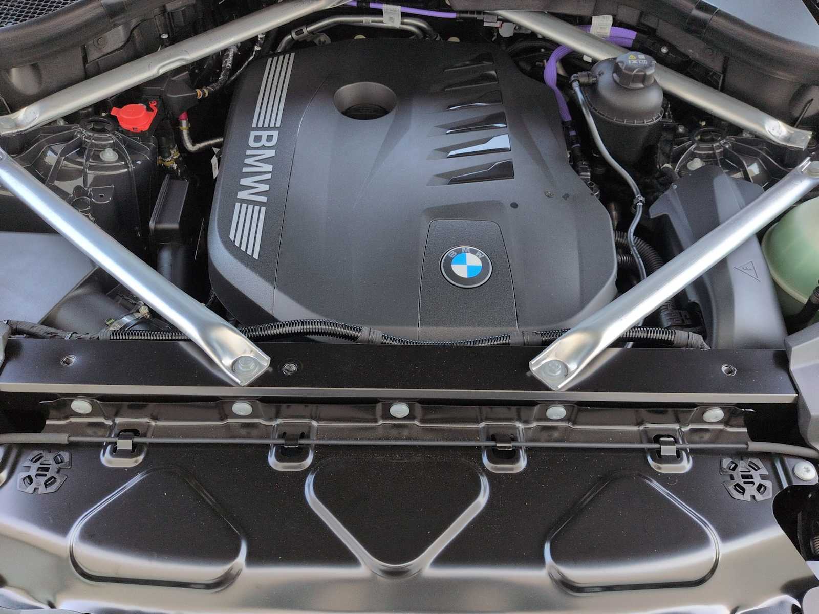 Thumbnail: 2026 BMW X5 - 15