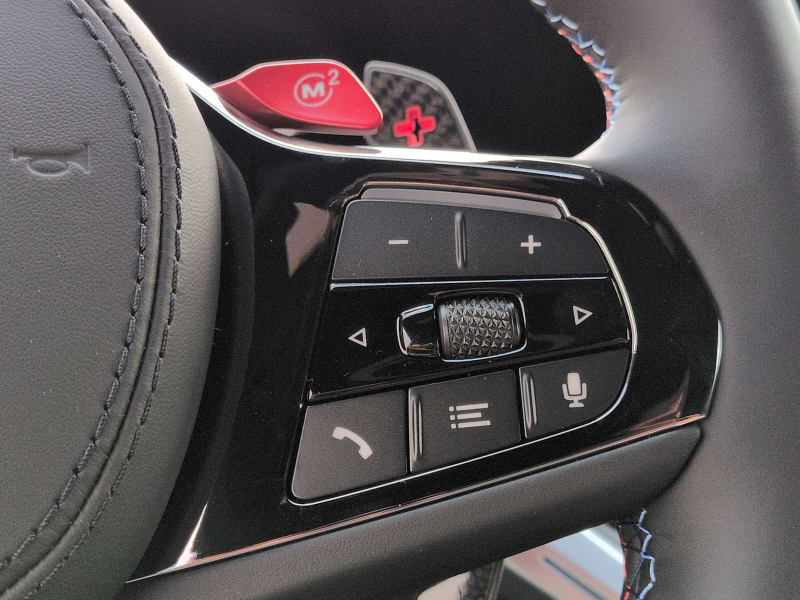 Thumbnail: 2026 BMW XM - 25