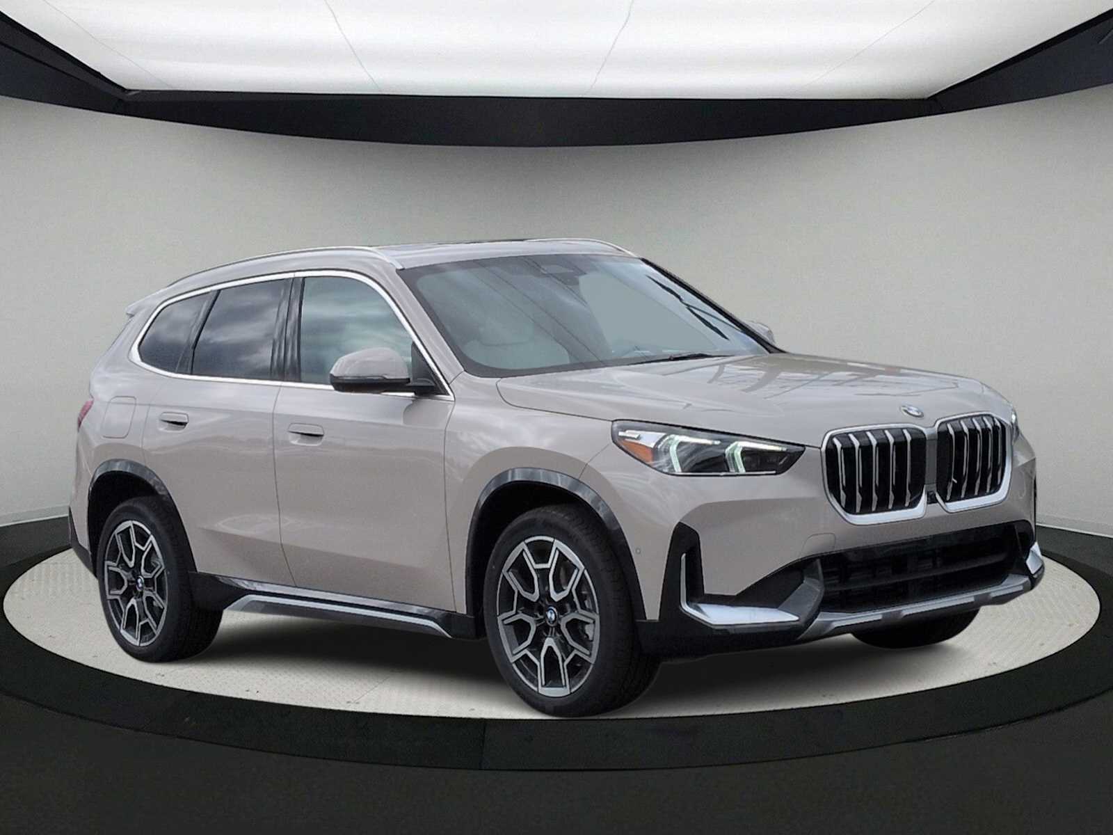 Thumbnail: 2026 BMW X1 - 2