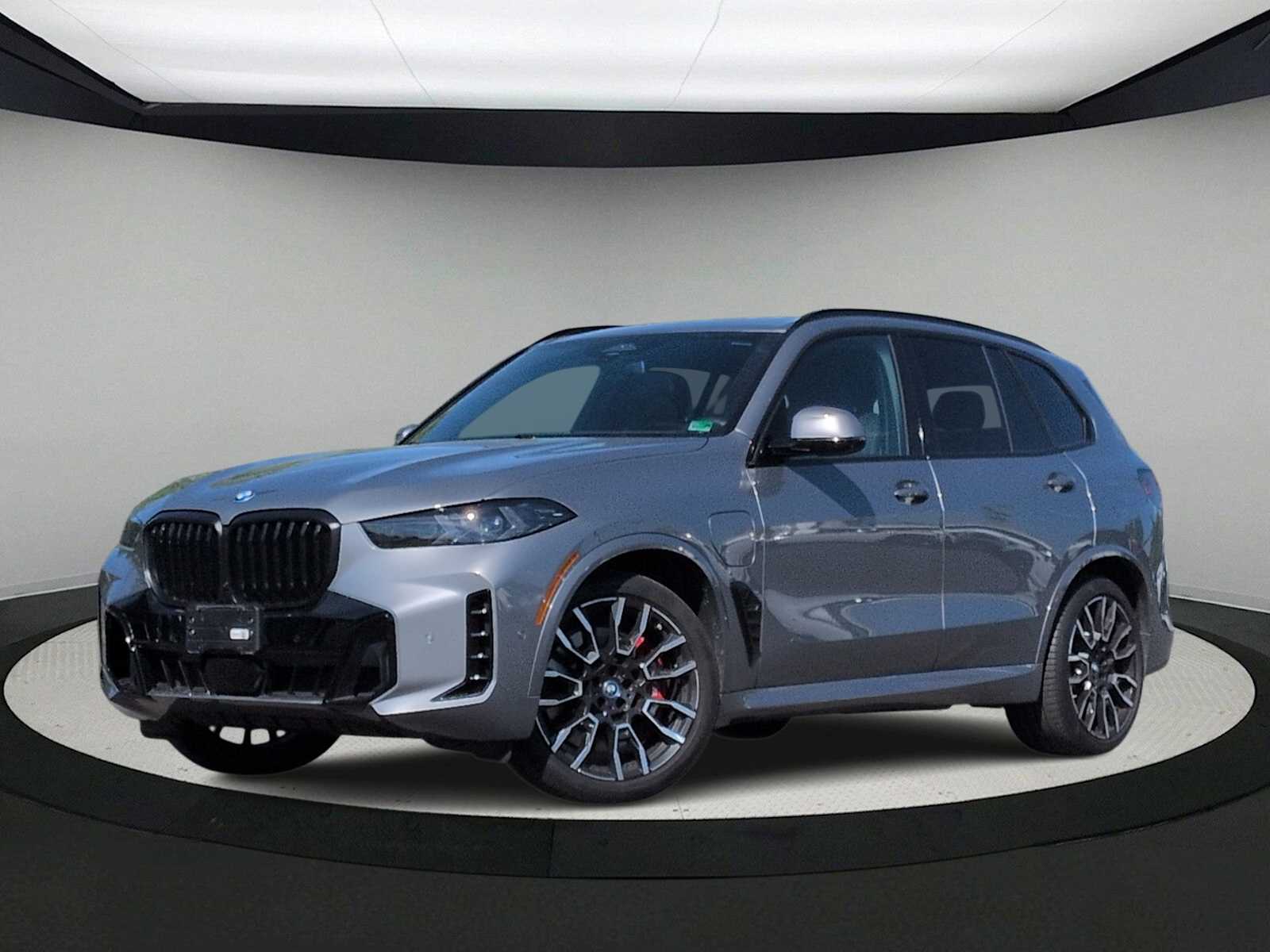 Thumbnail: 2024 BMW X5 - 1