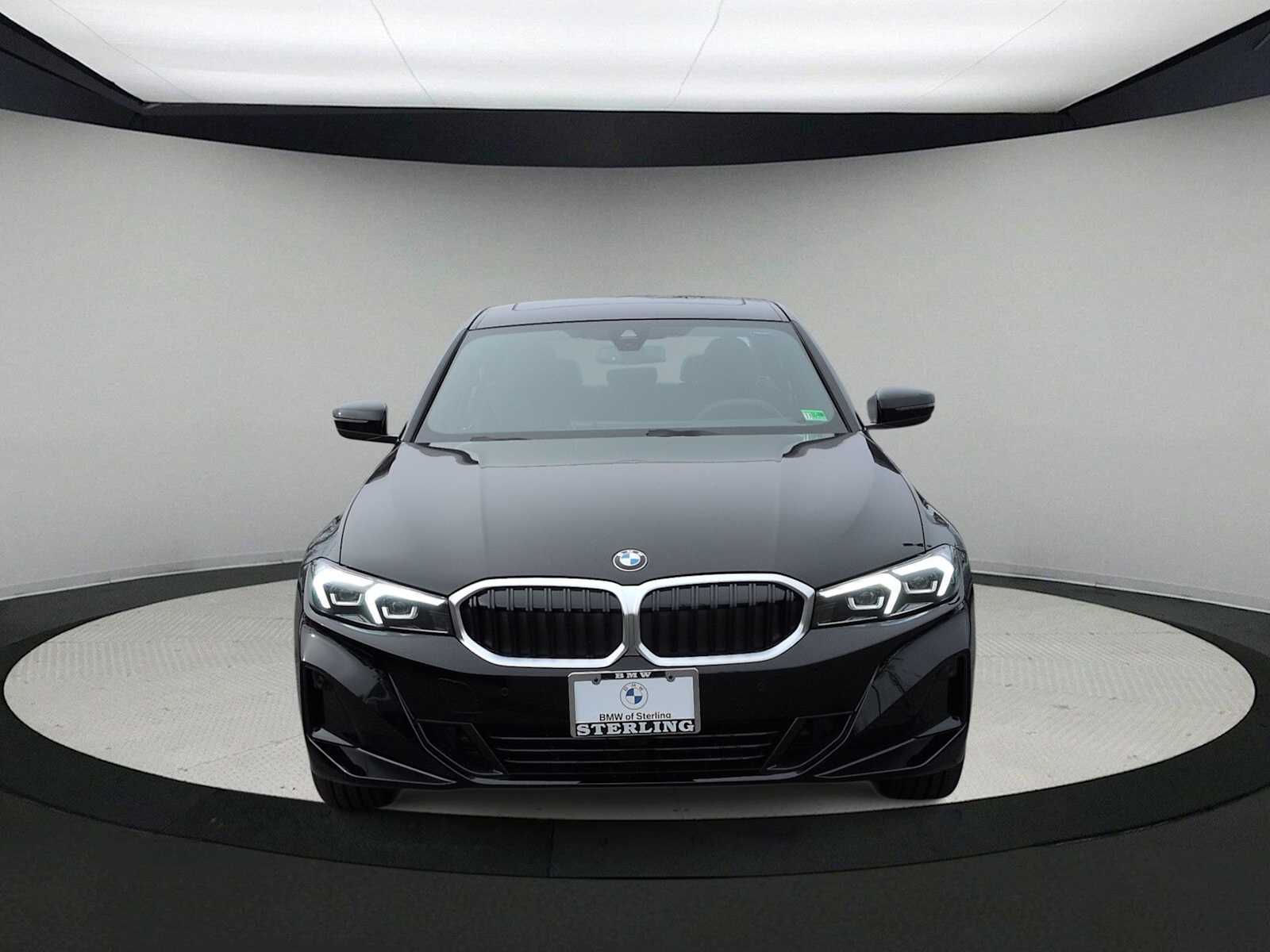 Thumbnail: 2026 BMW 3 Series - 3
