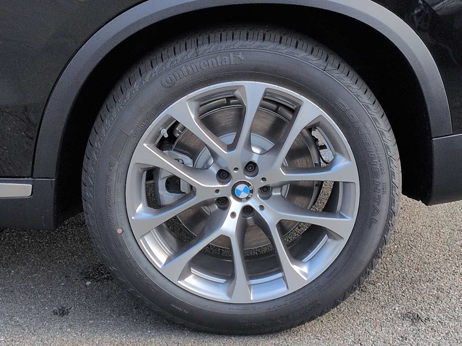 Thumbnail: 2026 BMW X5 - 14