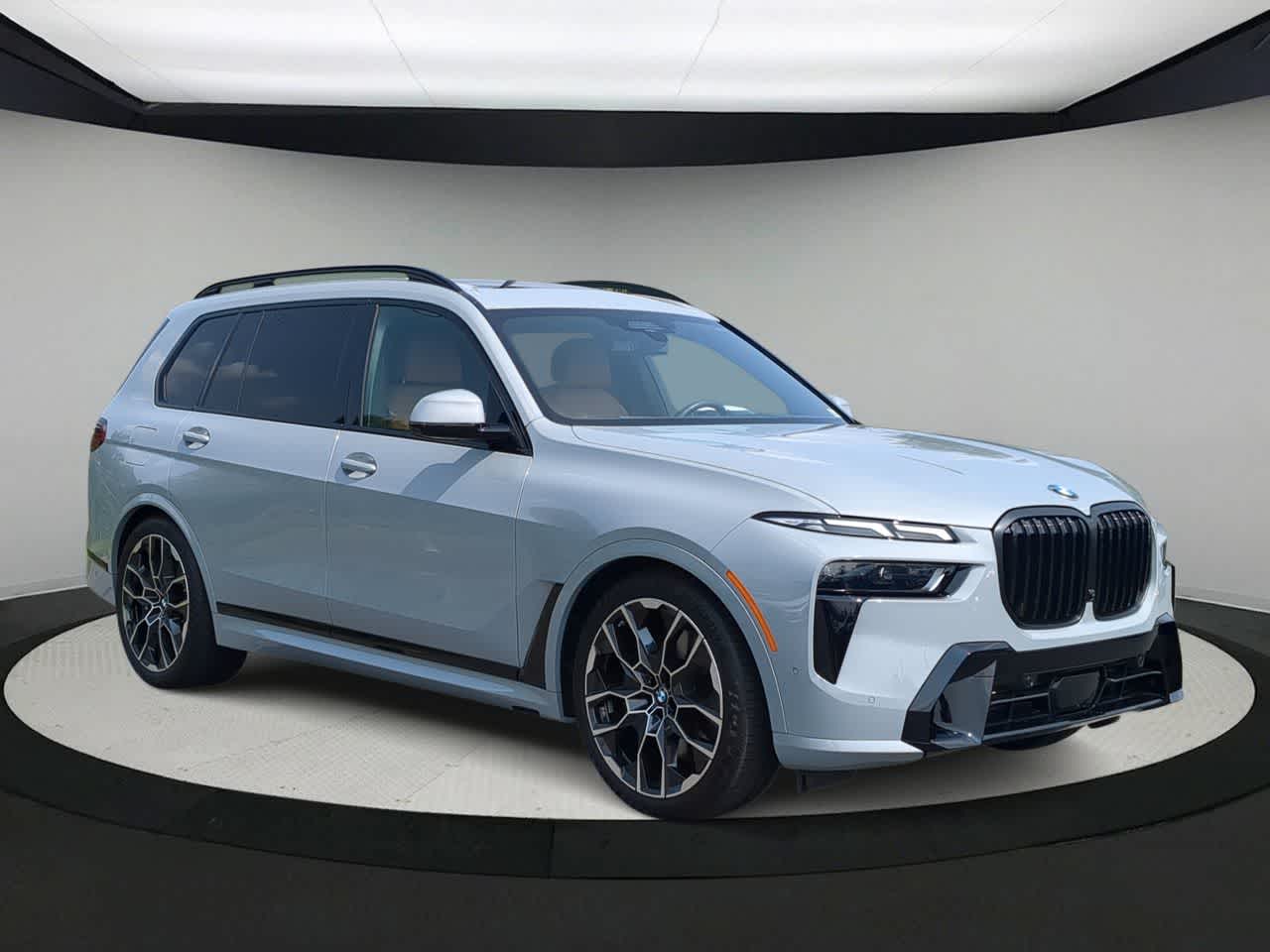 Thumbnail: 2024 BMW X7 - 2
