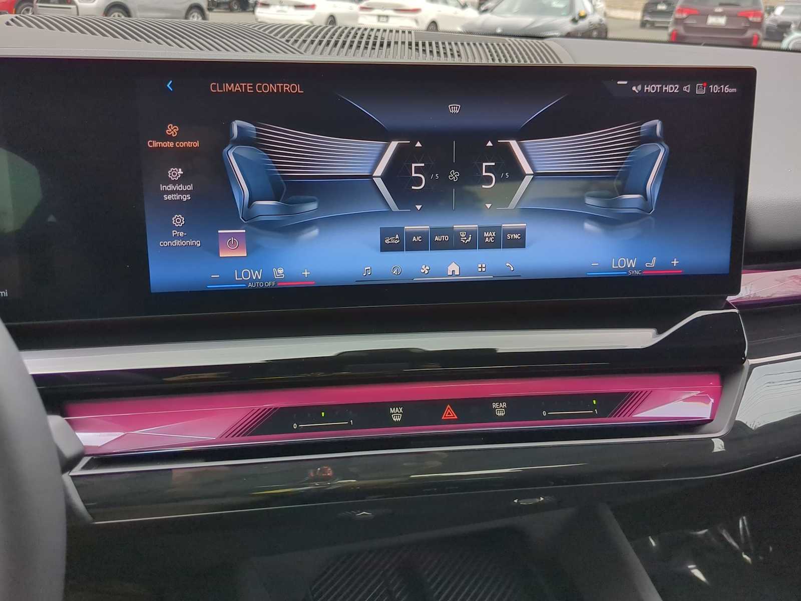 Thumbnail: 2025 BMW i5 - 29