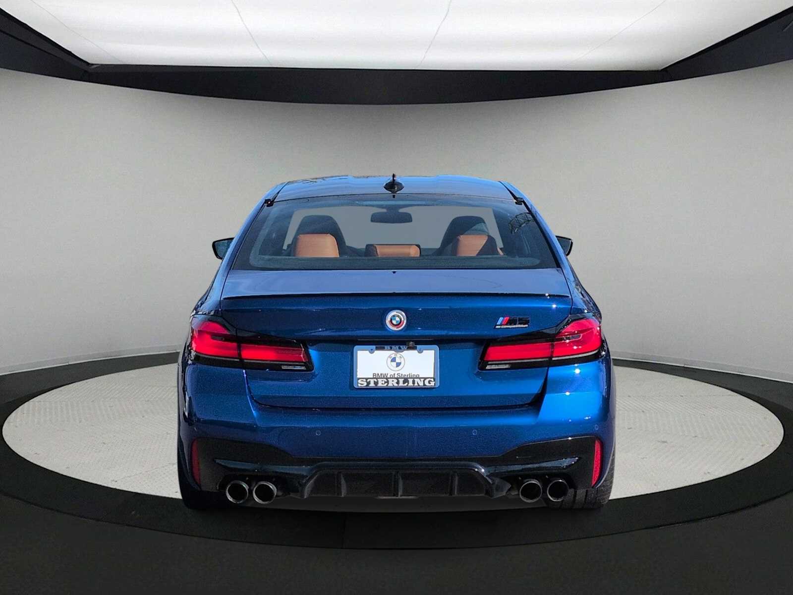 Thumbnail: 2023 BMW M5 - 7