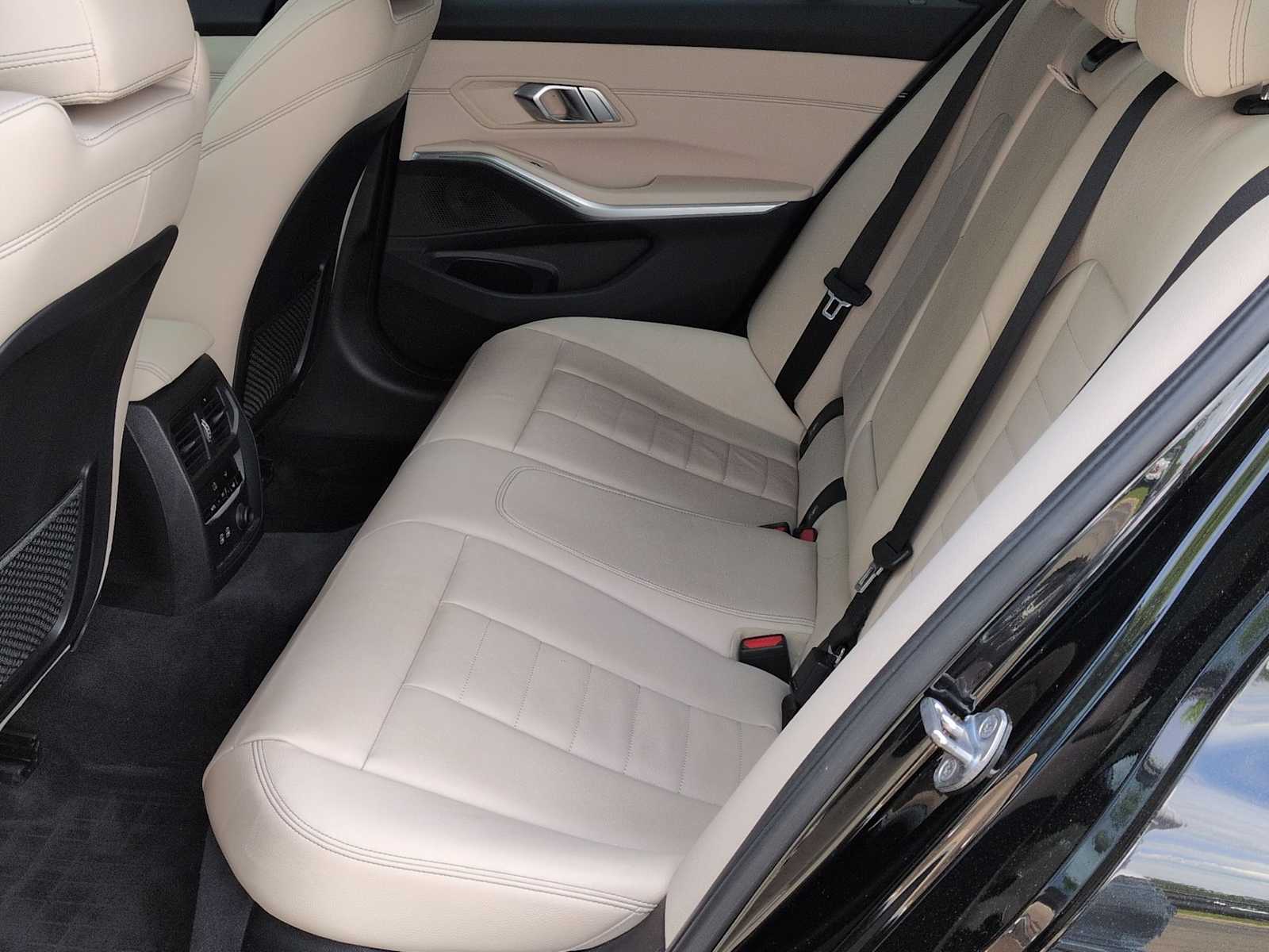 Thumbnail: 2020 BMW 3 Series - 21