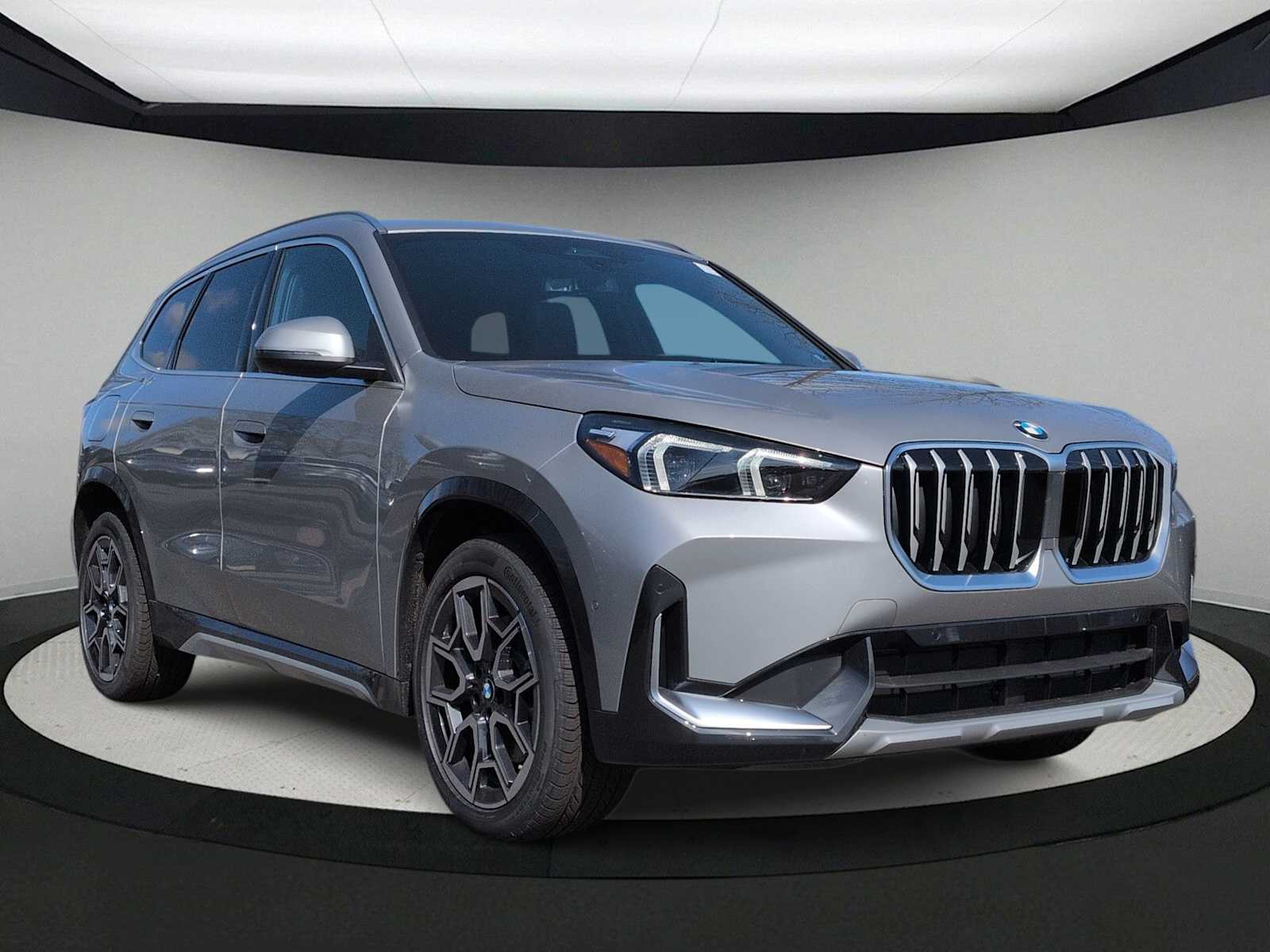 Thumbnail: 2026 BMW X1 - 2