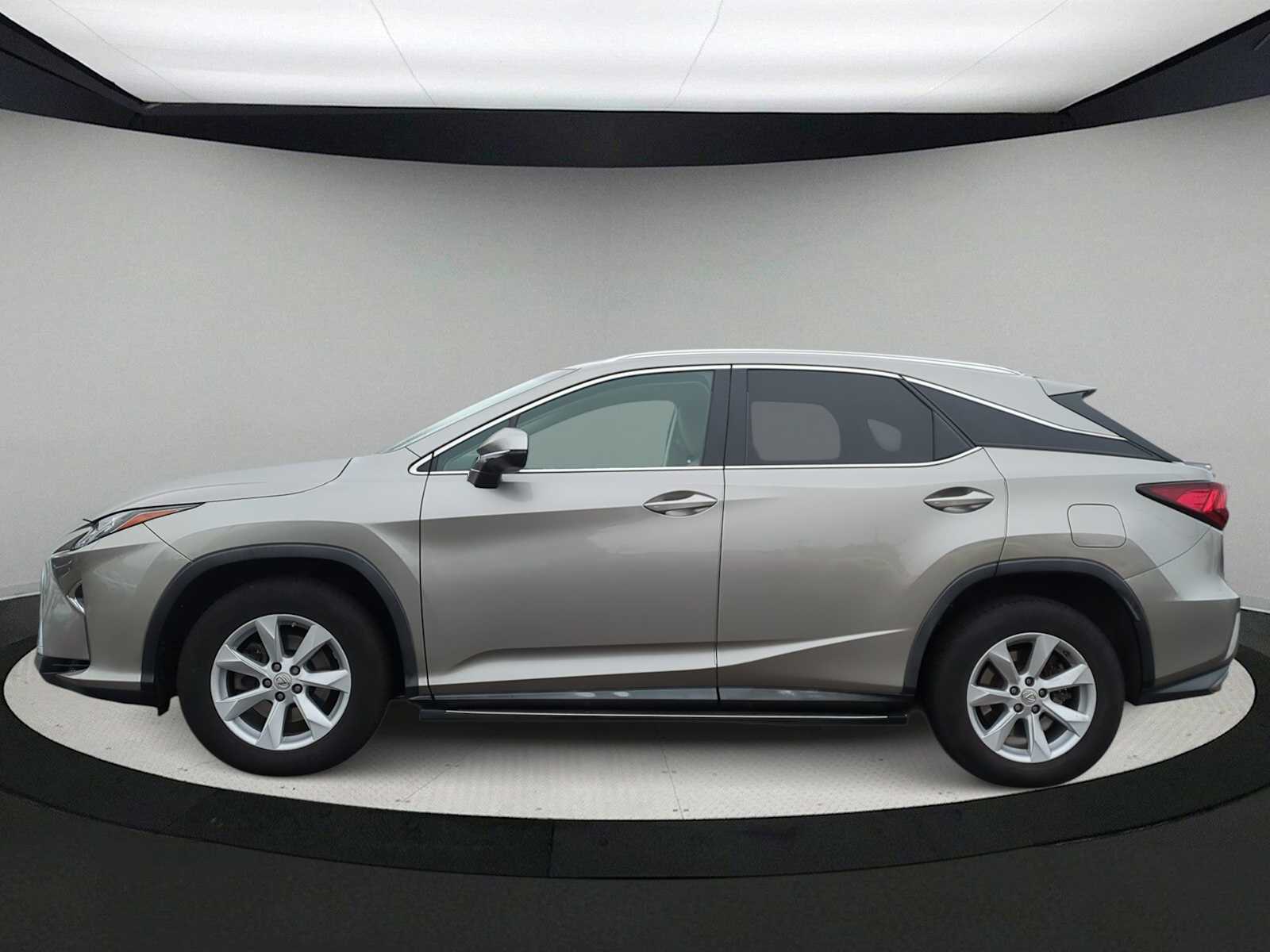 Thumbnail: 2017 Lexus RX - 5