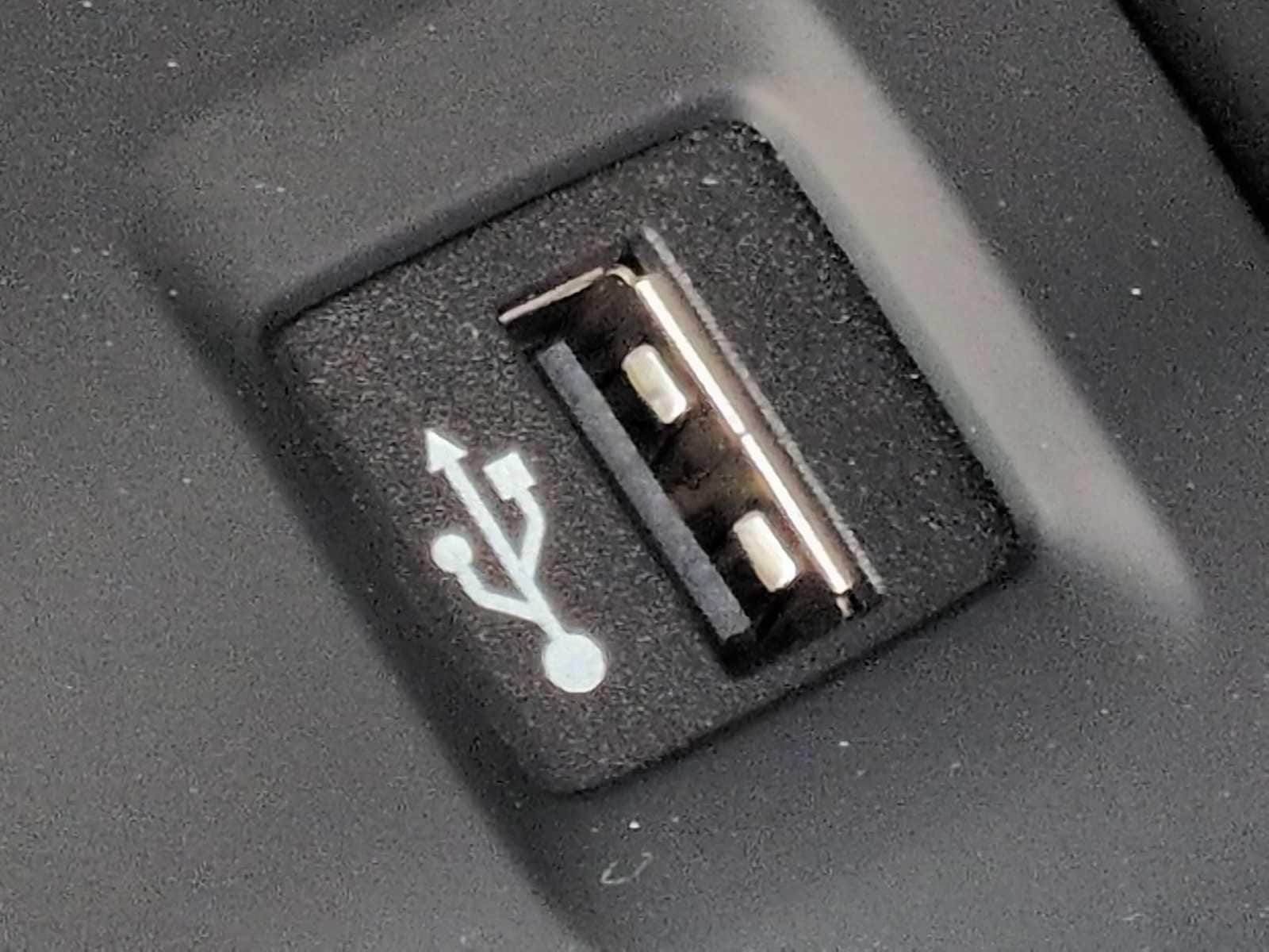 Thumbnail: 2026 BMW XM - 32