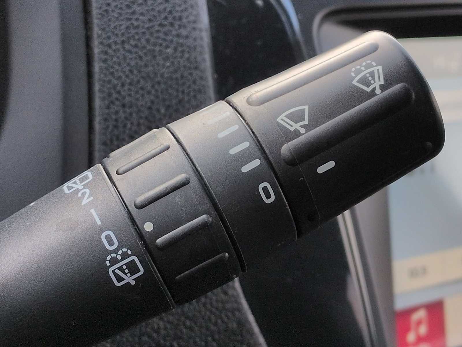 Thumbnail: 2018 Ford Explorer - 26