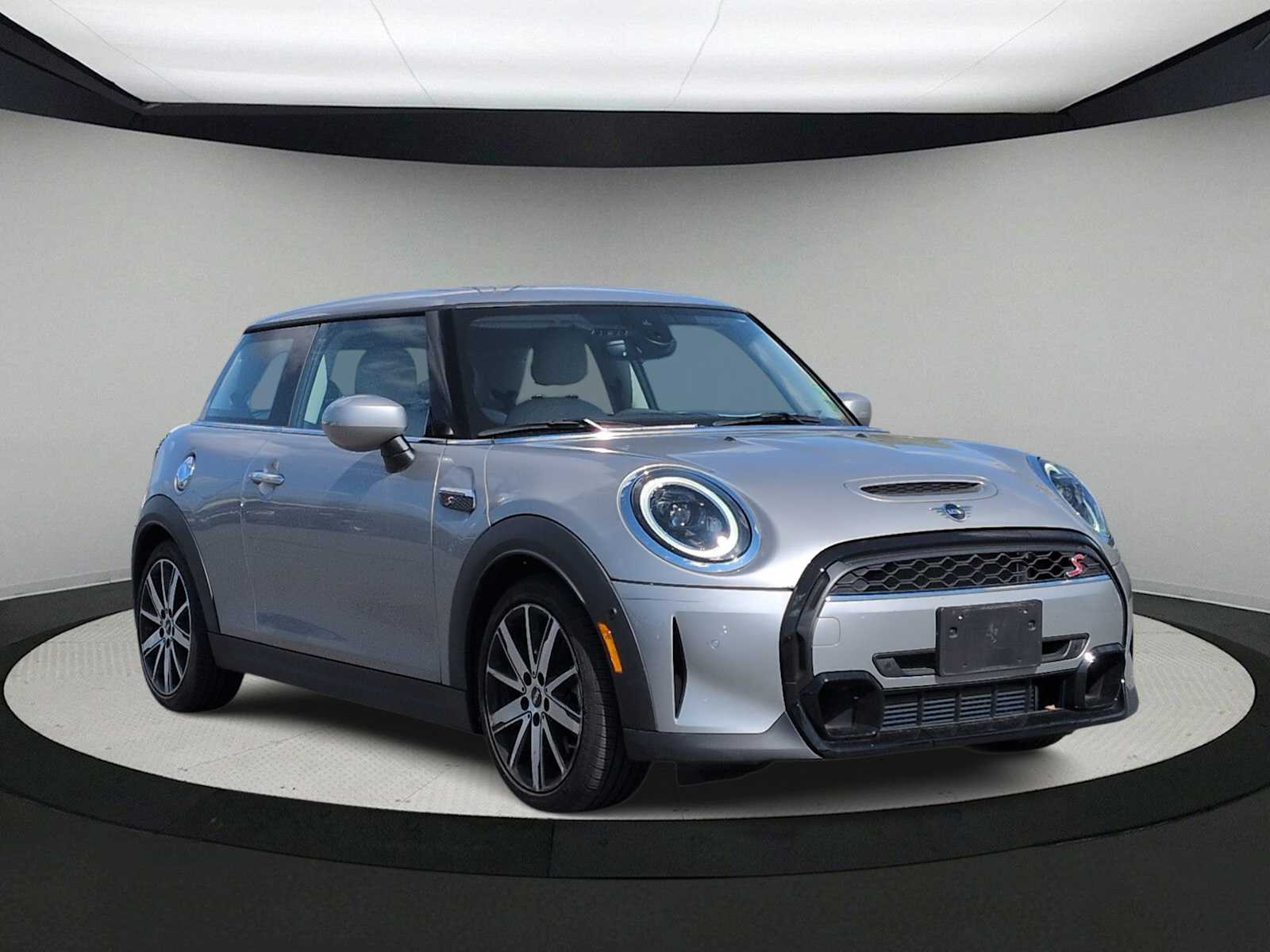 Thumbnail: 2024 MINI Cooper Hardtop - 2