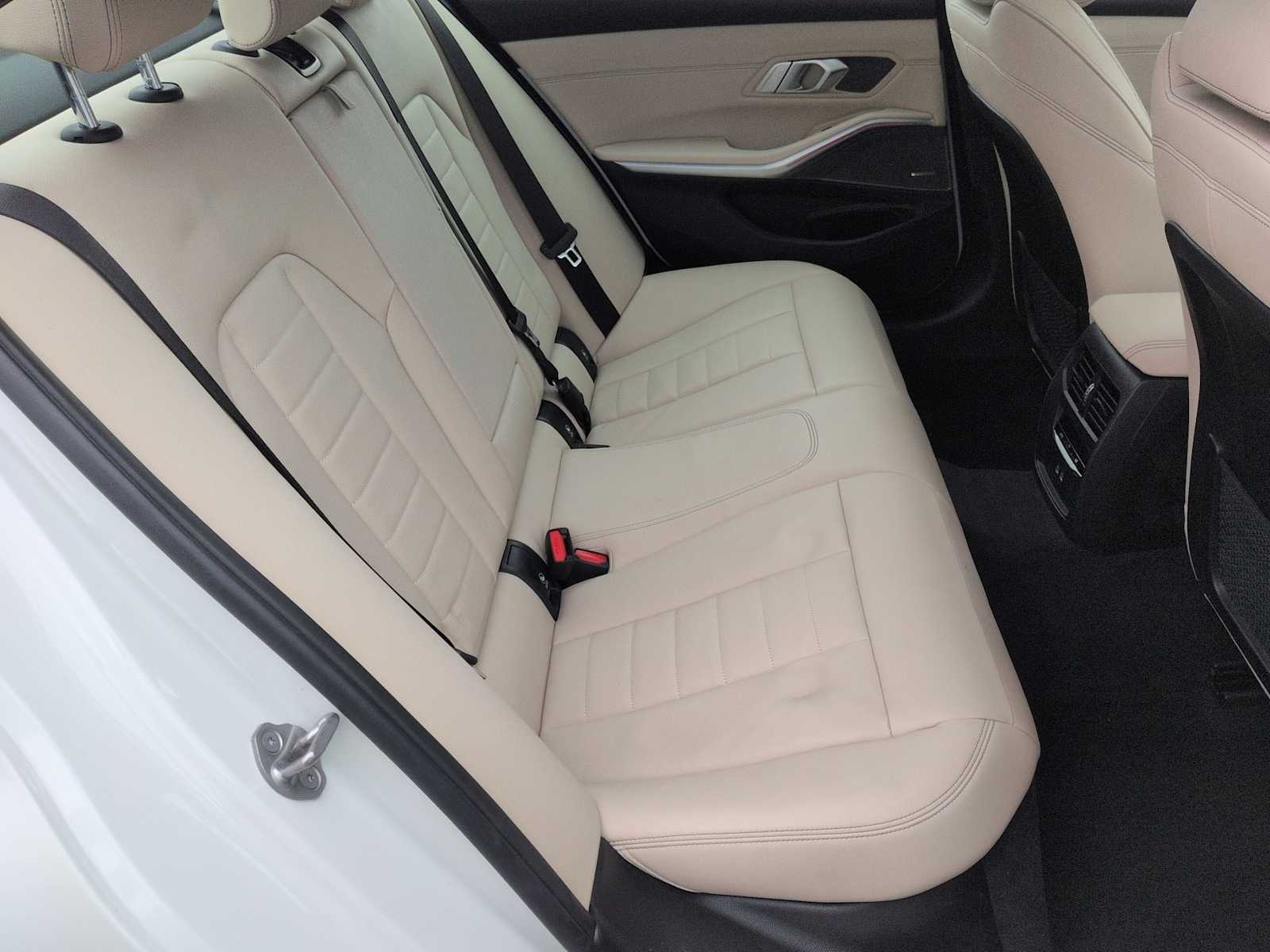 Thumbnail: 2023 BMW 3 Series - 22