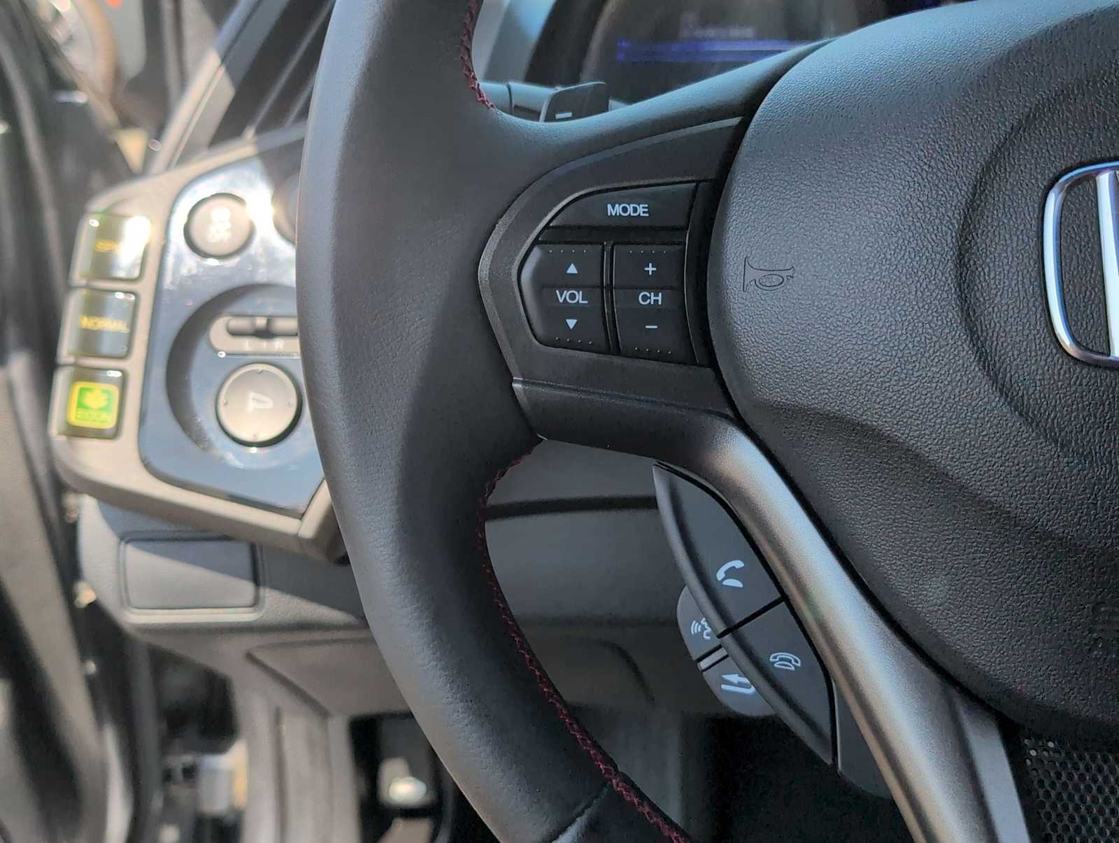 Thumbnail: 2013 Honda CR-Z - 20