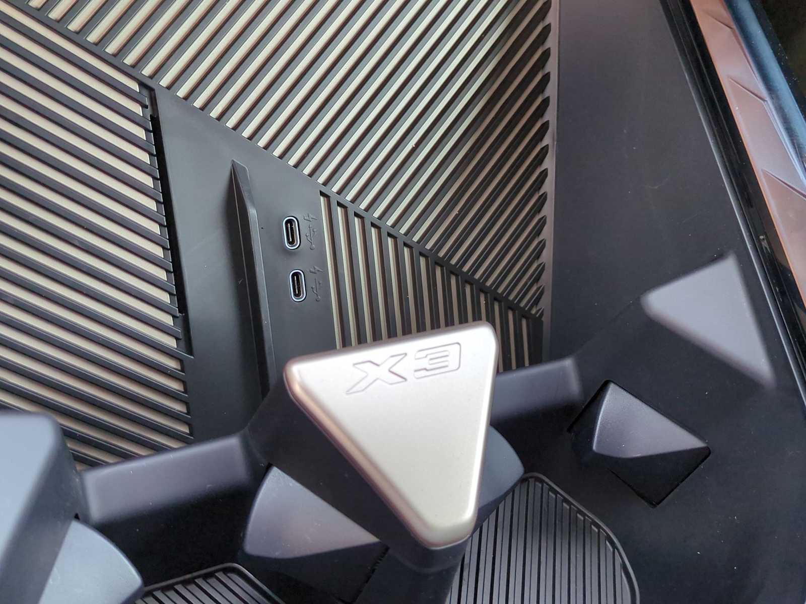 Thumbnail: 2025 BMW X3 - 32