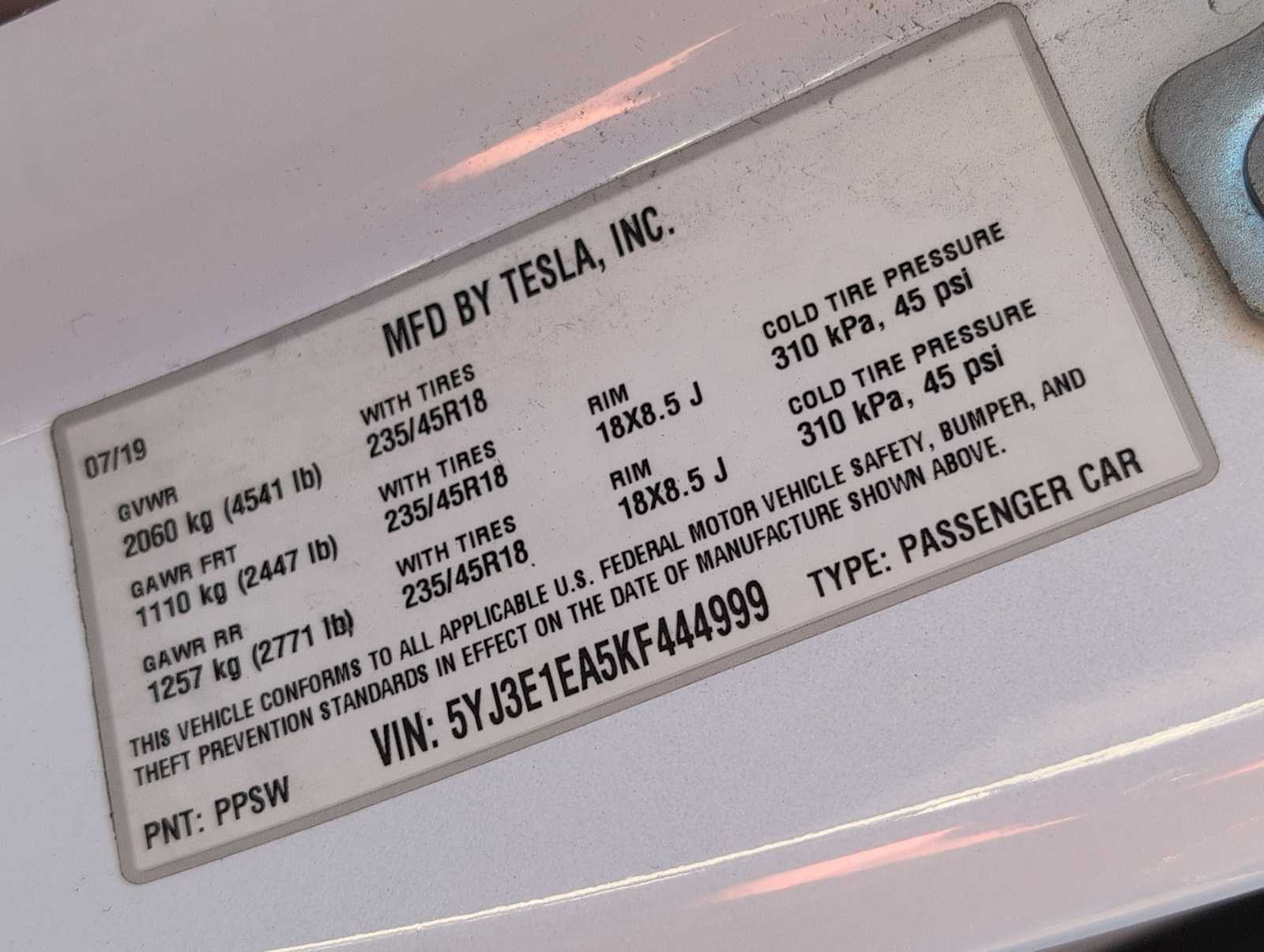 Thumbnail: 2019 Tesla Model 3 - 34