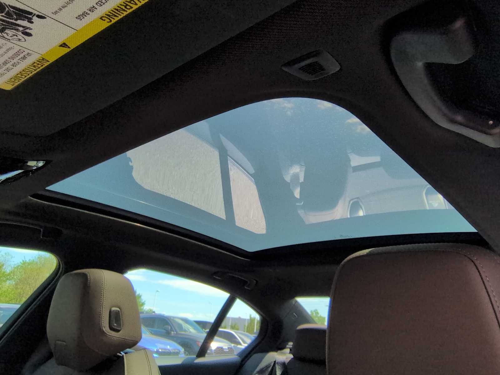 Thumbnail: 2026 BMW i5 - 20