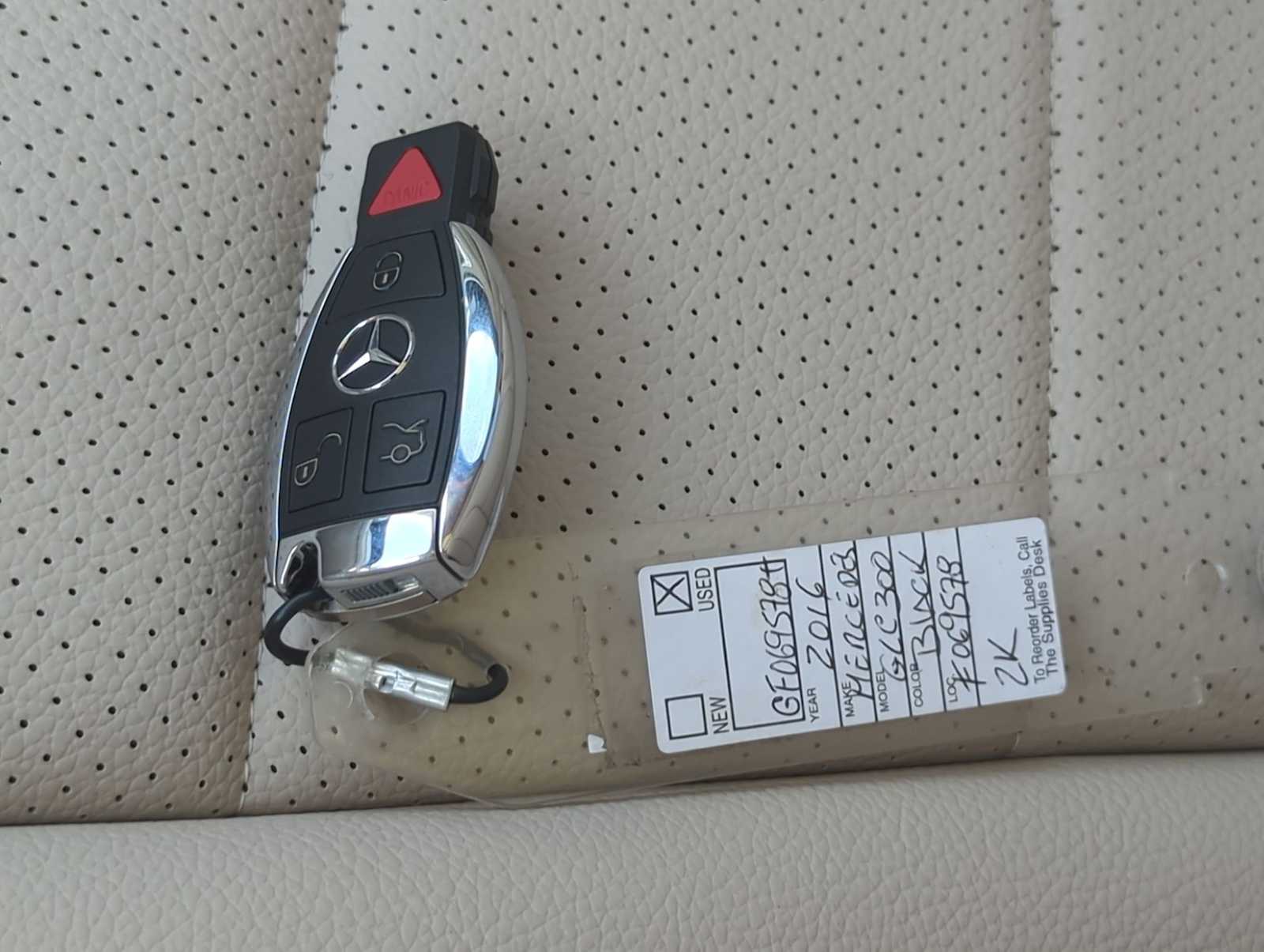 Thumbnail: 2016 Mercedes-Benz GLC - 36