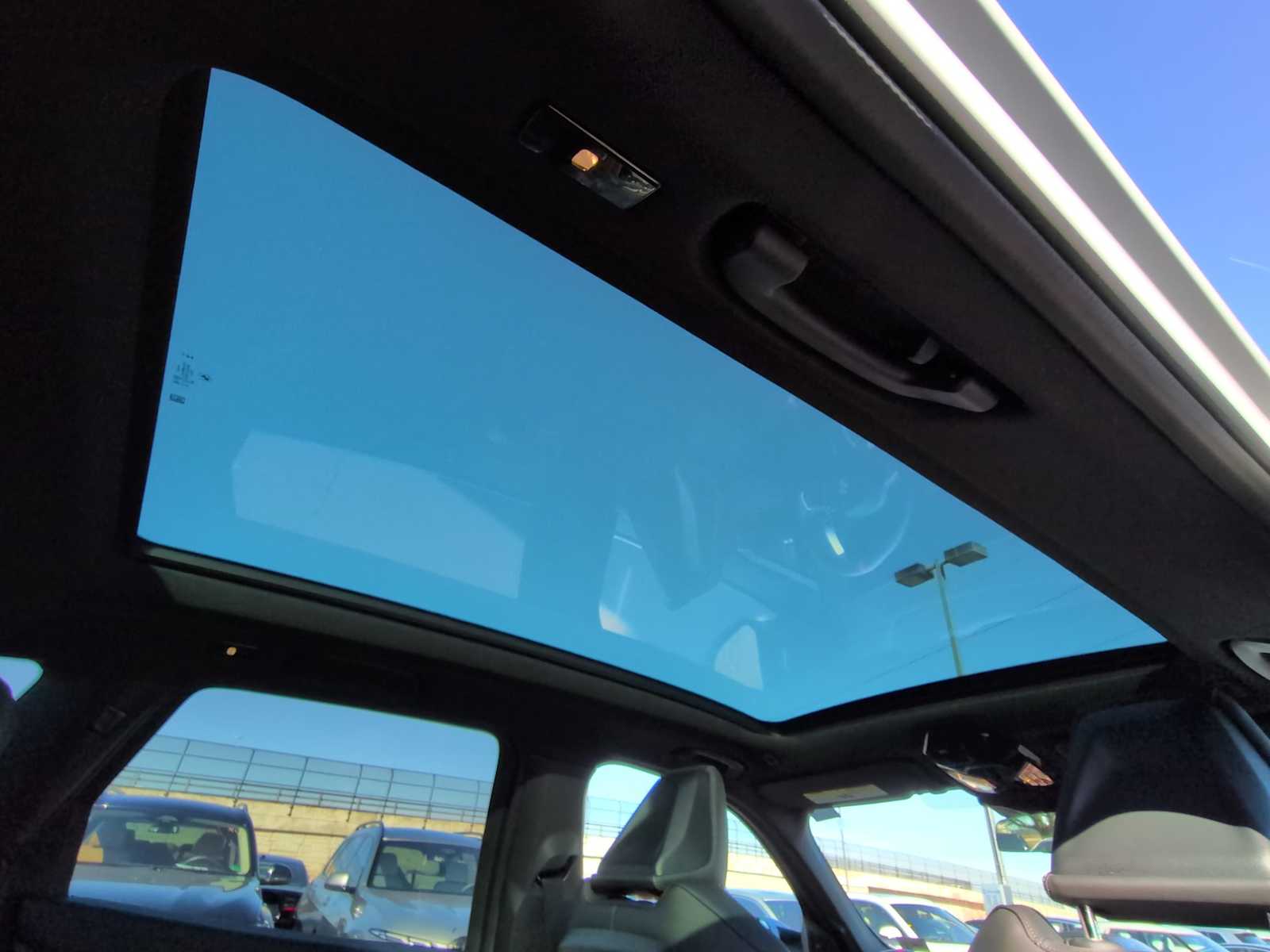 Thumbnail: 2025 BMW X3 - 23