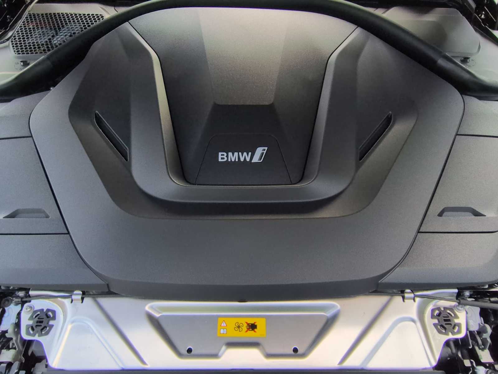 Thumbnail: 2026 BMW i4 - 15