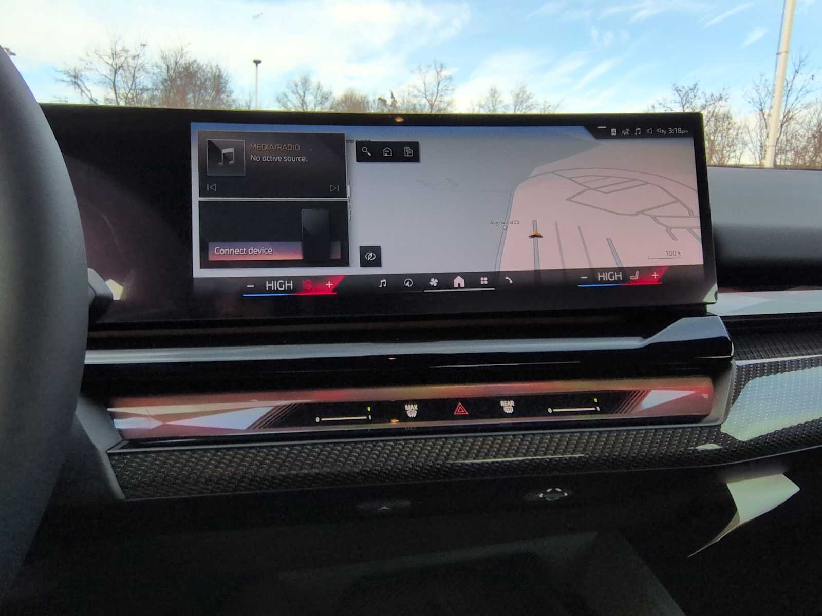 Thumbnail: 2026 BMW 5 Series - 30