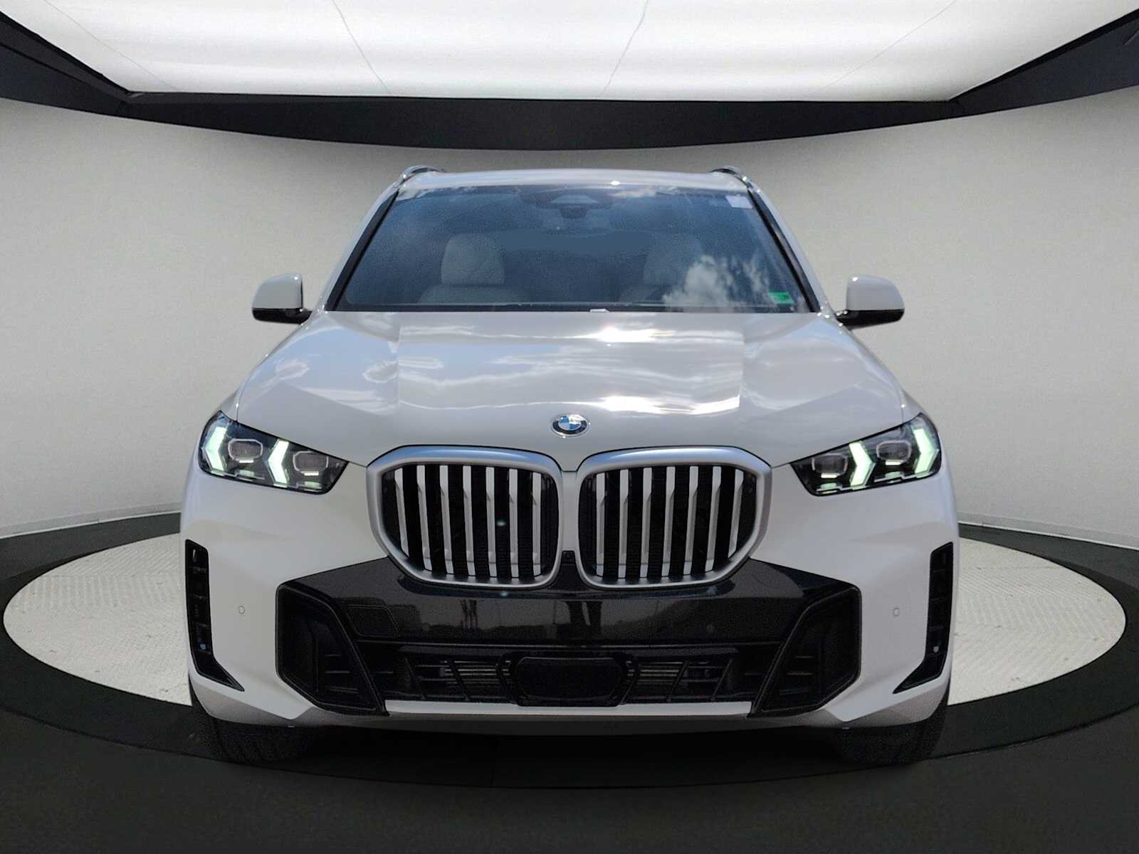 Thumbnail: 2026 BMW X5 - 3