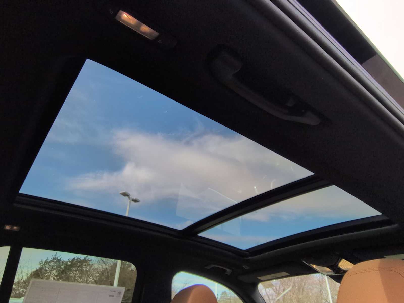 Thumbnail: 2026 BMW X5 - 23