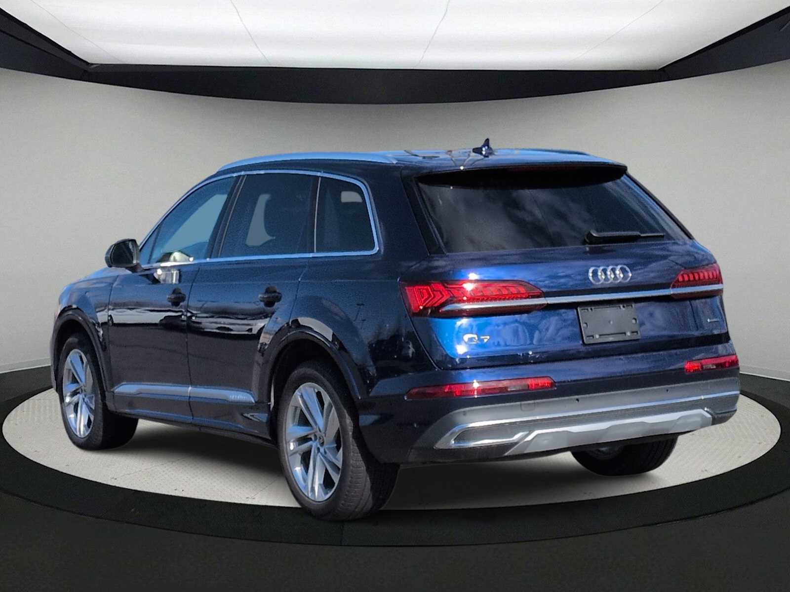 Thumbnail: 2022 Audi Q7 - 6