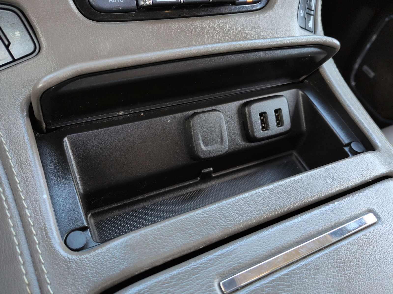 Thumbnail: 2018 GMC Yukon - 34