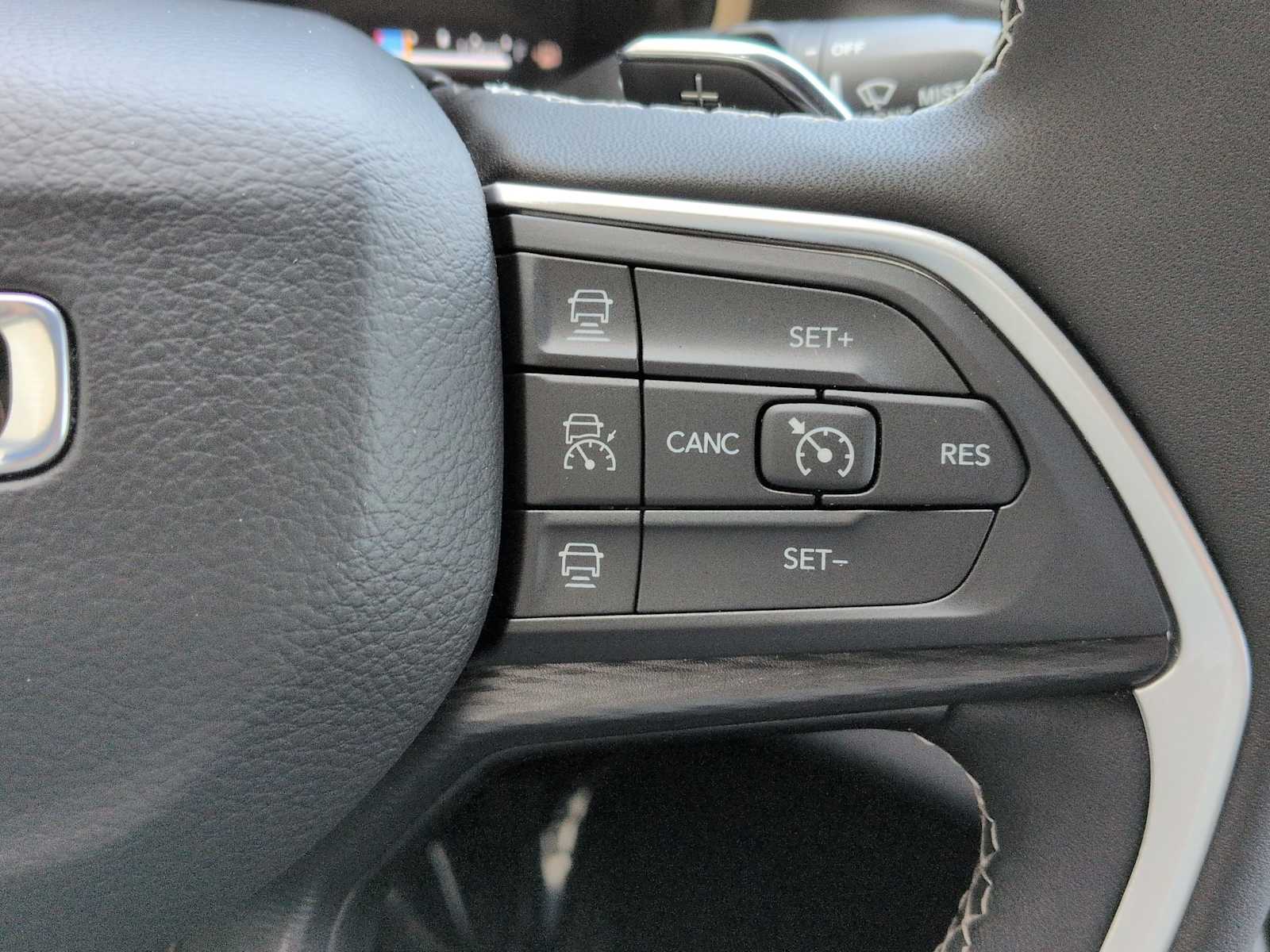 Thumbnail: 2025 Jeep Grand Cherokee - 27