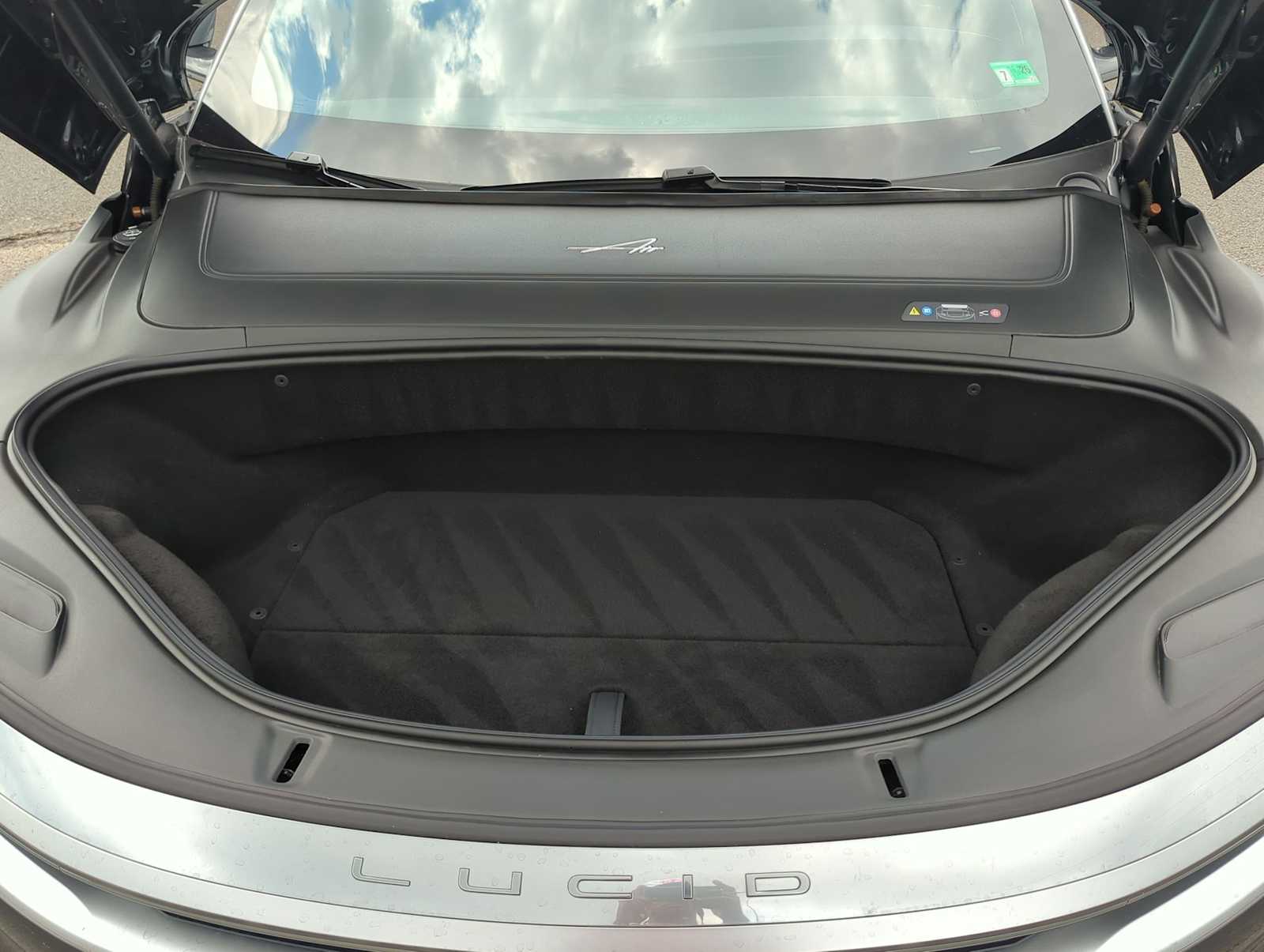 Thumbnail: 2022 Lucid Air - 14